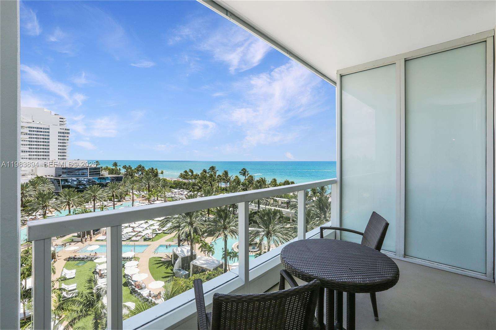 FONTAINEBLEAU III OCEAN CLUB - 4391 Collins Ave, Miami Beach, FL 33140 | Picture 8