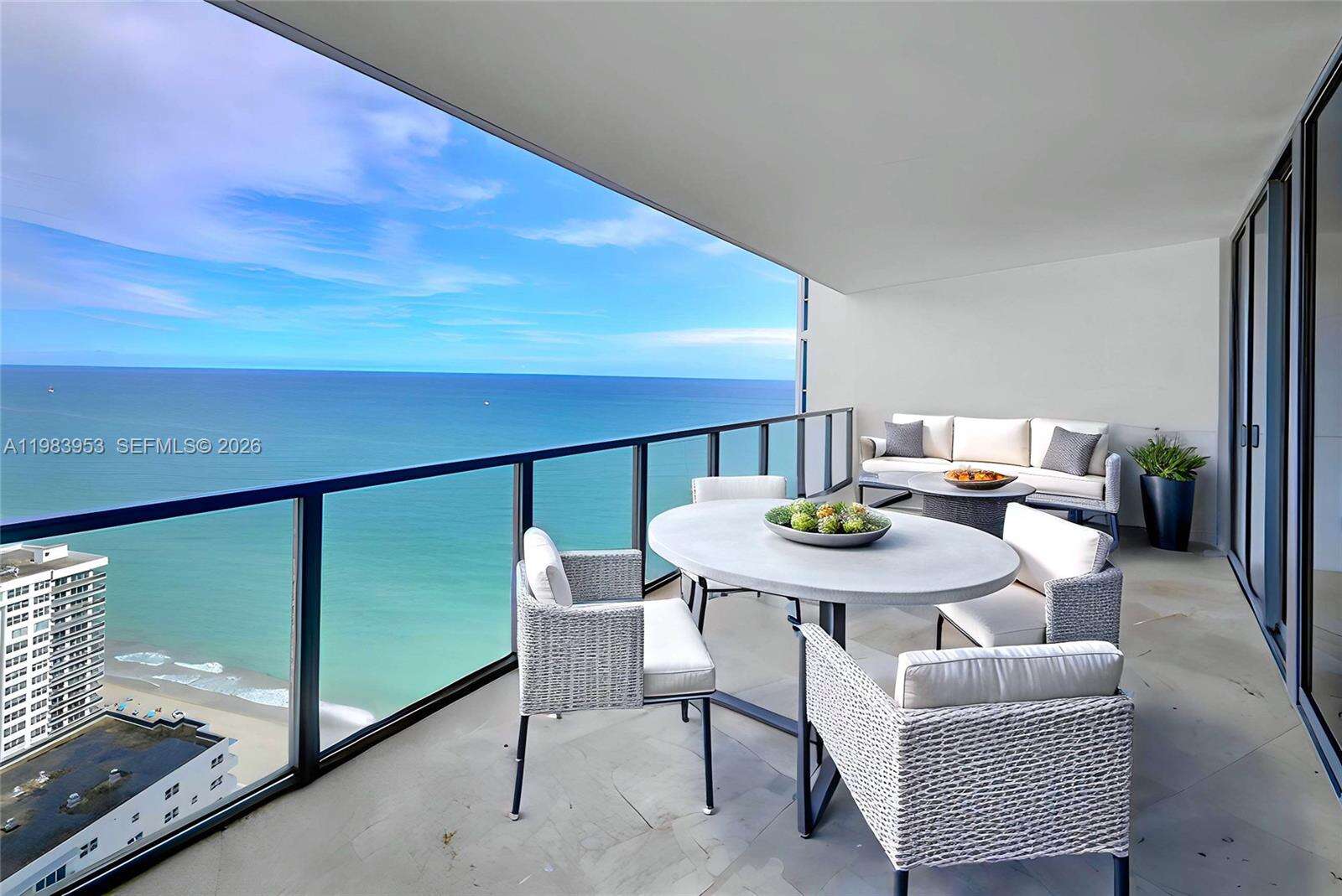 OCEAN PALMS - 3101 Ocean Dr, Hollywood, FL 33019 | Picture 1