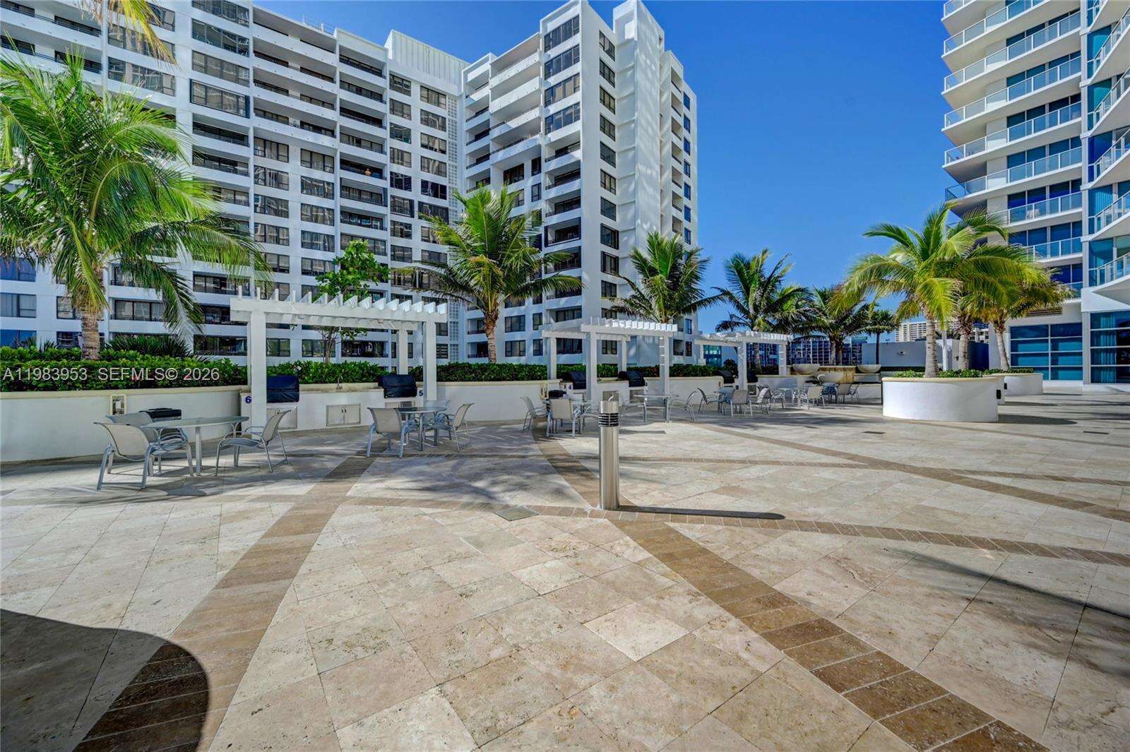 OCEAN PALMS - 3101 Ocean Dr, Hollywood, FL 33019 | Picture 38