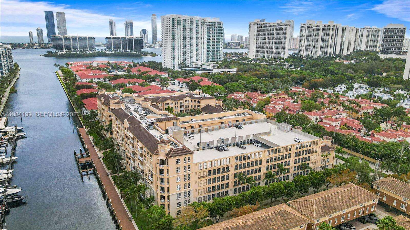 Alaqua at 3001 185 St, Aventura, FL 33180 - For Sale photo 73