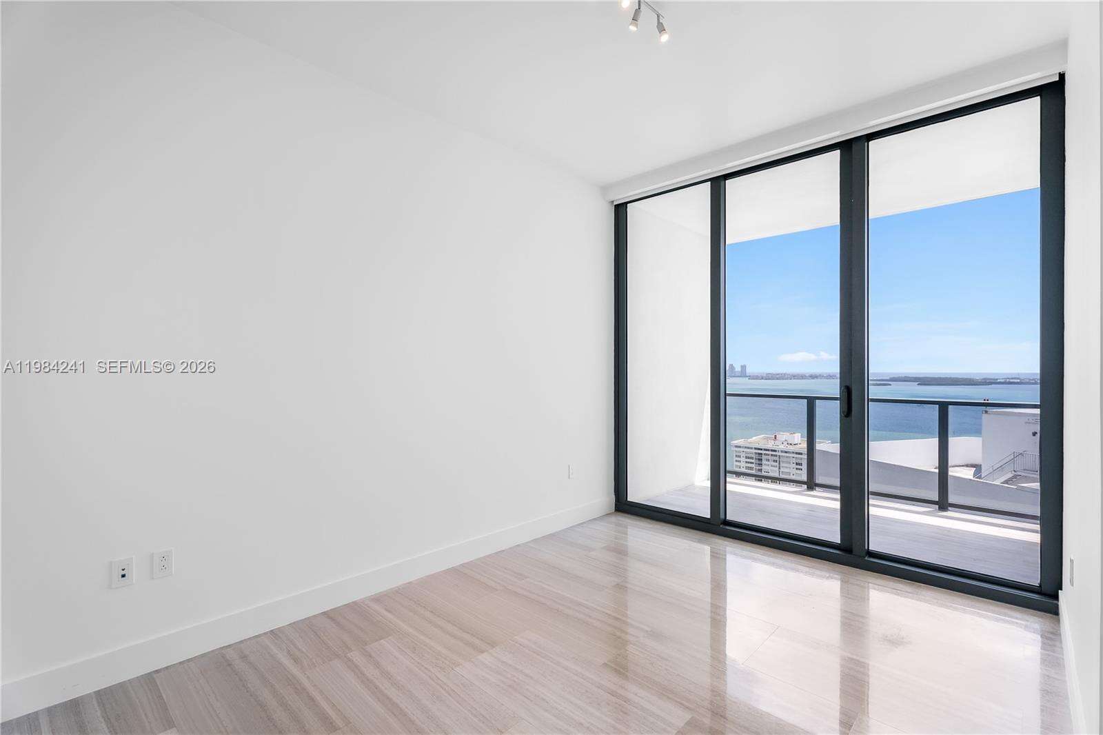 ECHO BRICKELL - 1451 Brickell Ave, Miami, FL 33131 | Picture 17