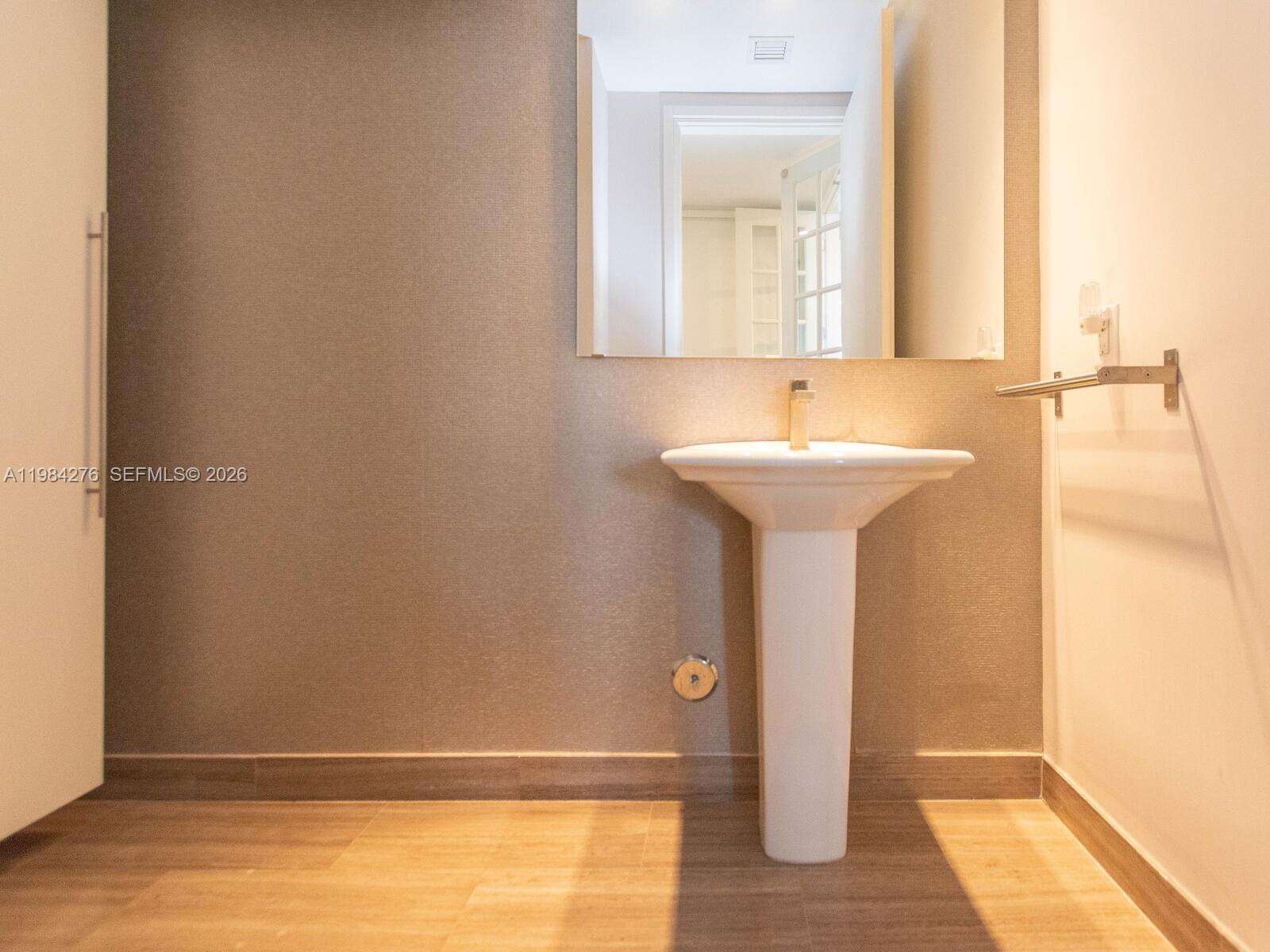 BRICKELLHOUSE - 1300 Brickell Bay Dr, Miami, FL 33131 | Picture 30