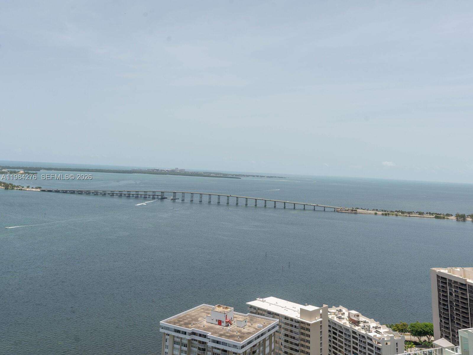 BRICKELLHOUSE - 1300 Brickell Bay Dr, Miami, FL 33131 | Picture 34