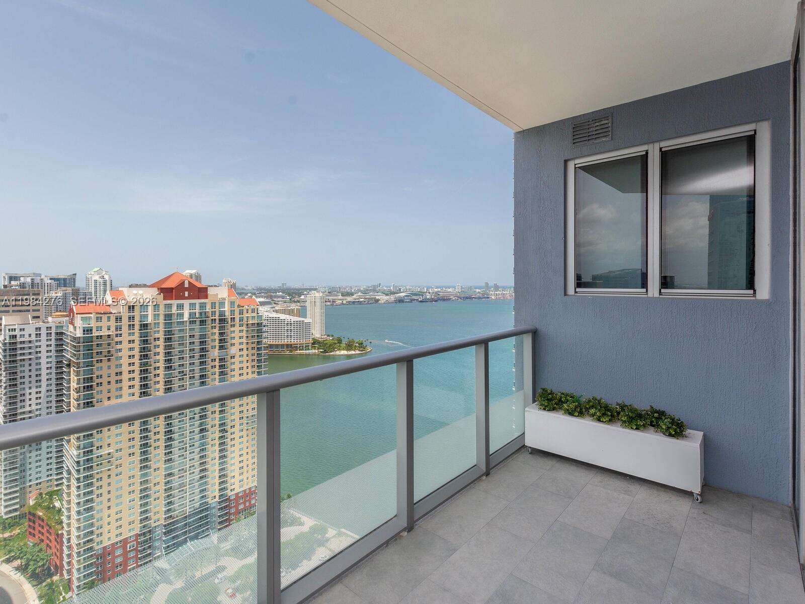 BRICKELLHOUSE - 1300 Brickell Bay Dr, Miami, FL 33131 | Picture 5