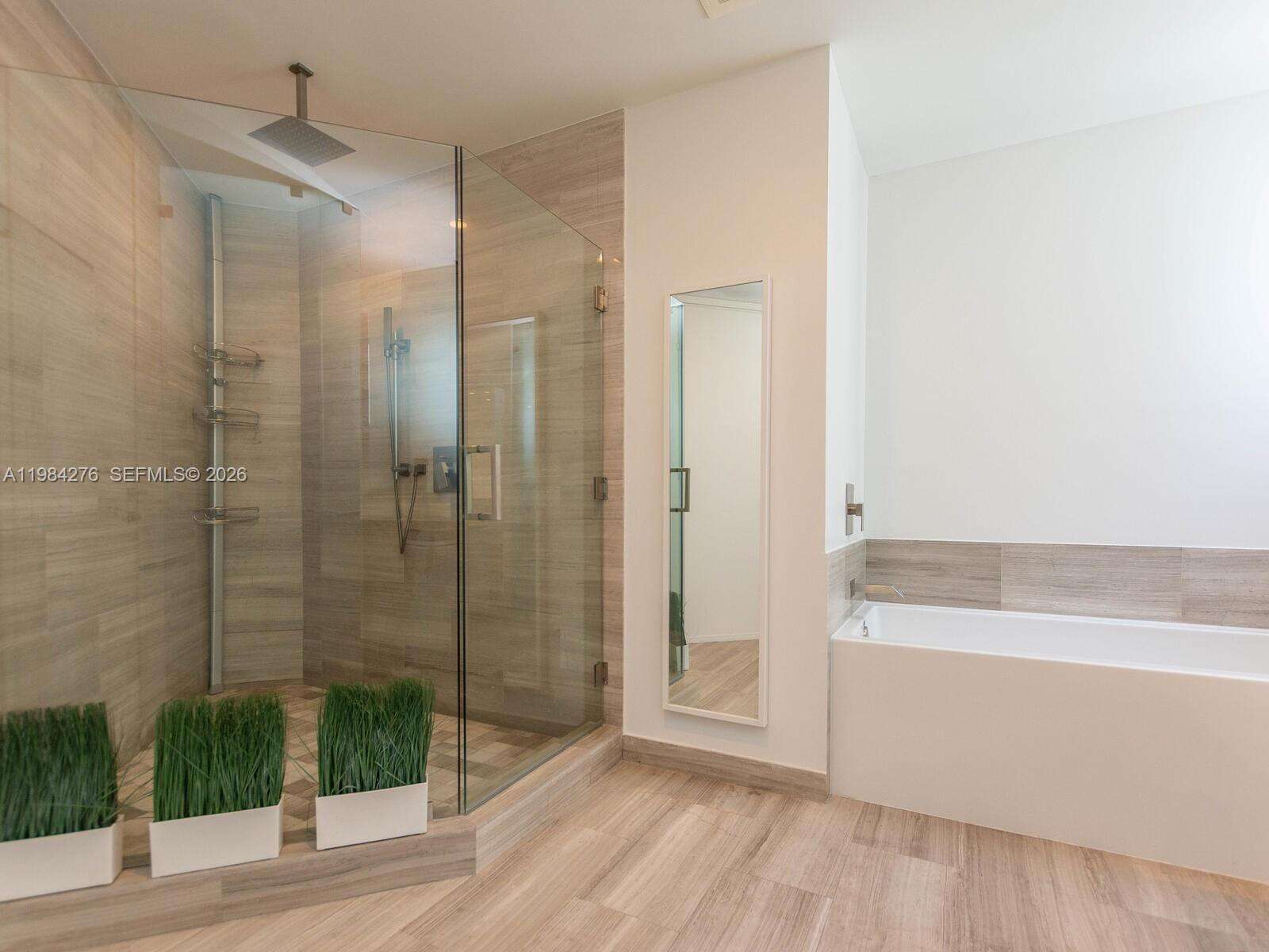 BRICKELLHOUSE - 1300 Brickell Bay Dr, Miami, FL 33131 | Picture 41