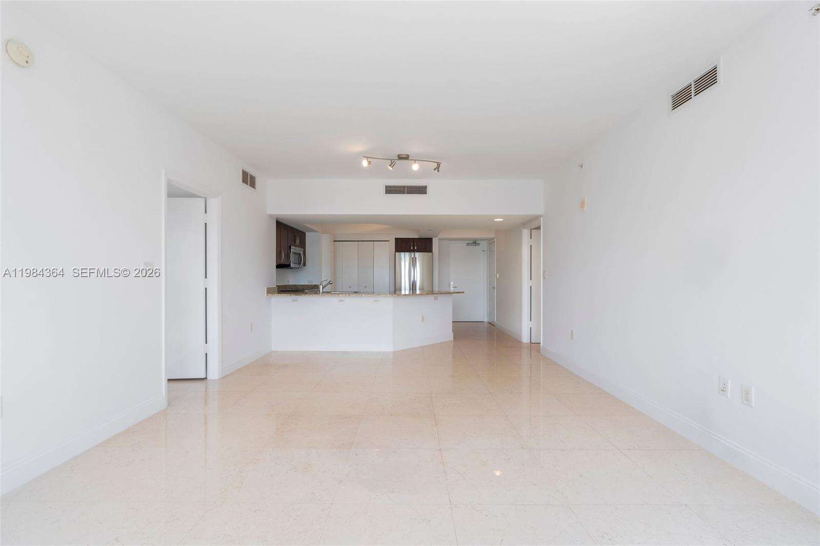 Turnberry Village North at 20000 Country Club Dr, Aventura, FL 33180 - For Sale photo 13