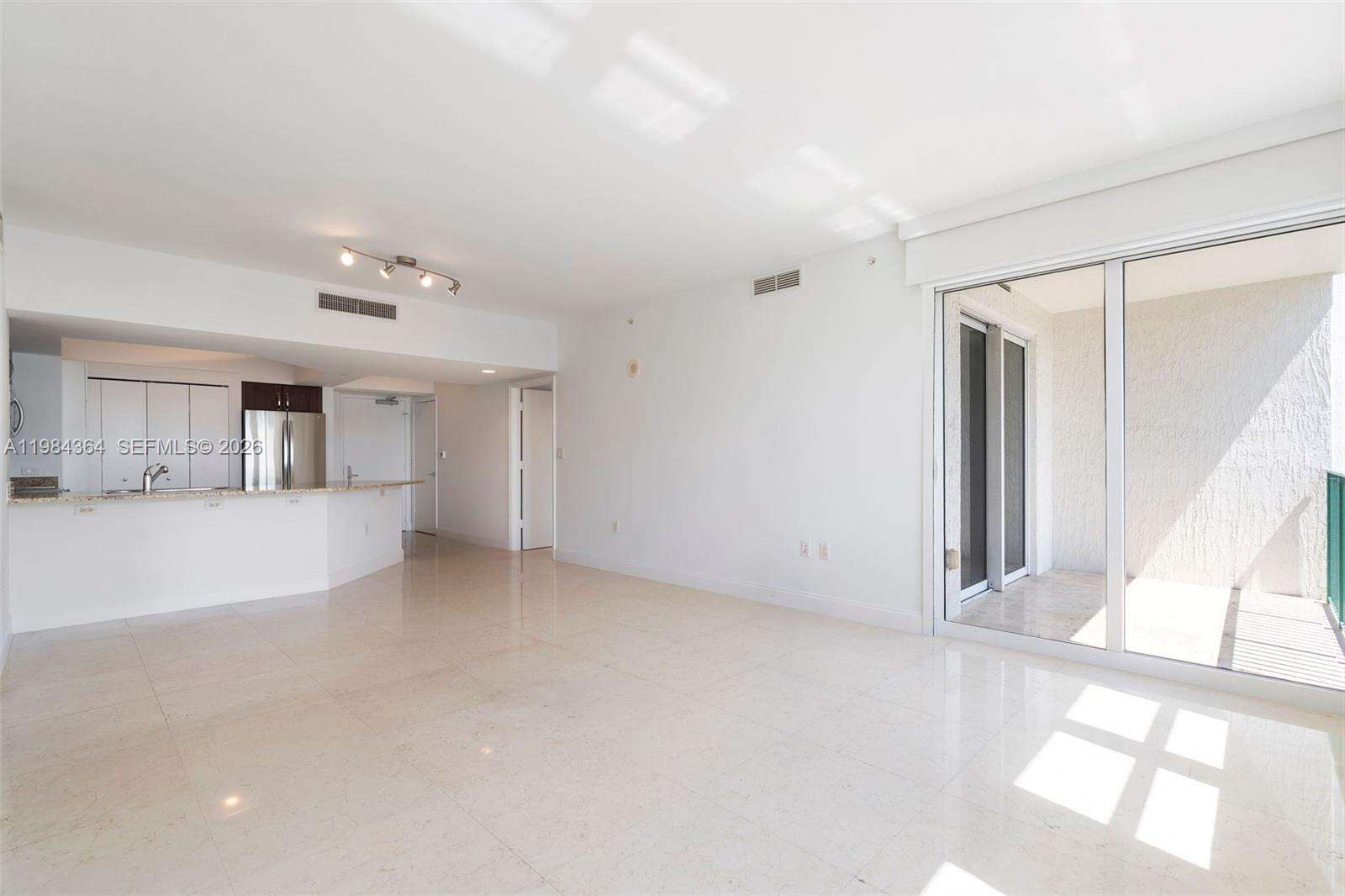 Turnberry Village North at 20000 Country Club Dr, Aventura, FL 33180 - For Sale photo 14