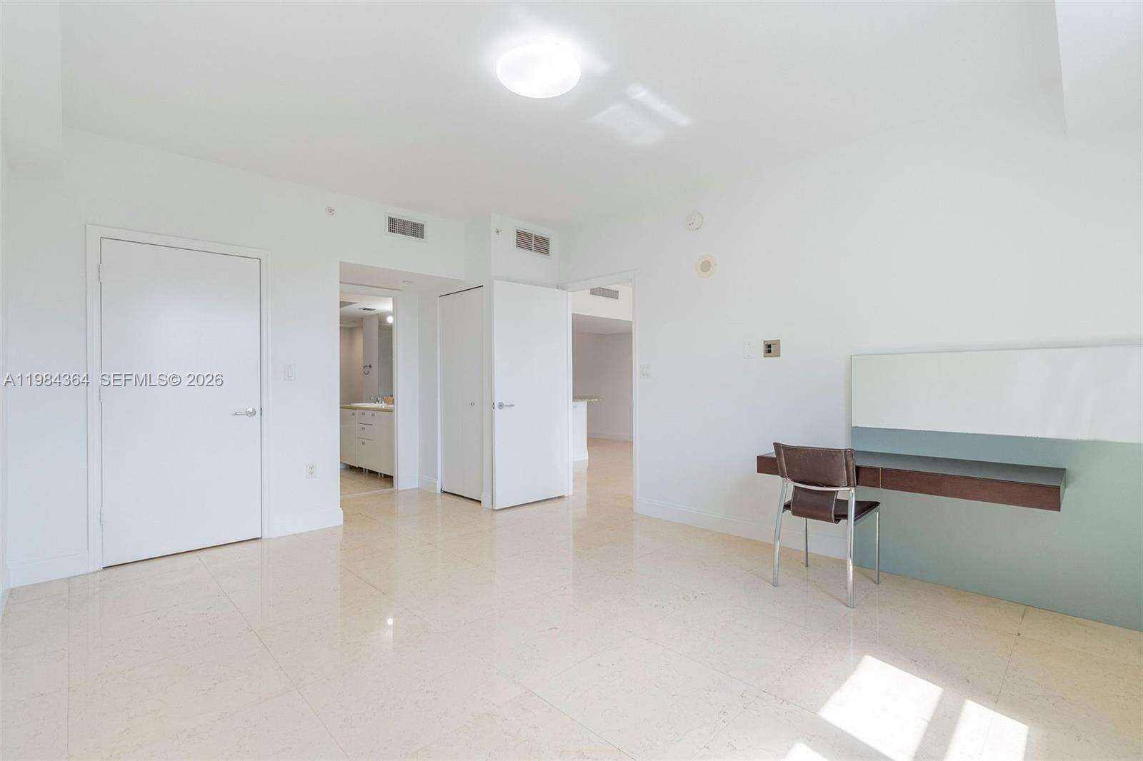 Turnberry Village North at 20000 Country Club Dr, Aventura, FL 33180 - For Sale photo 18