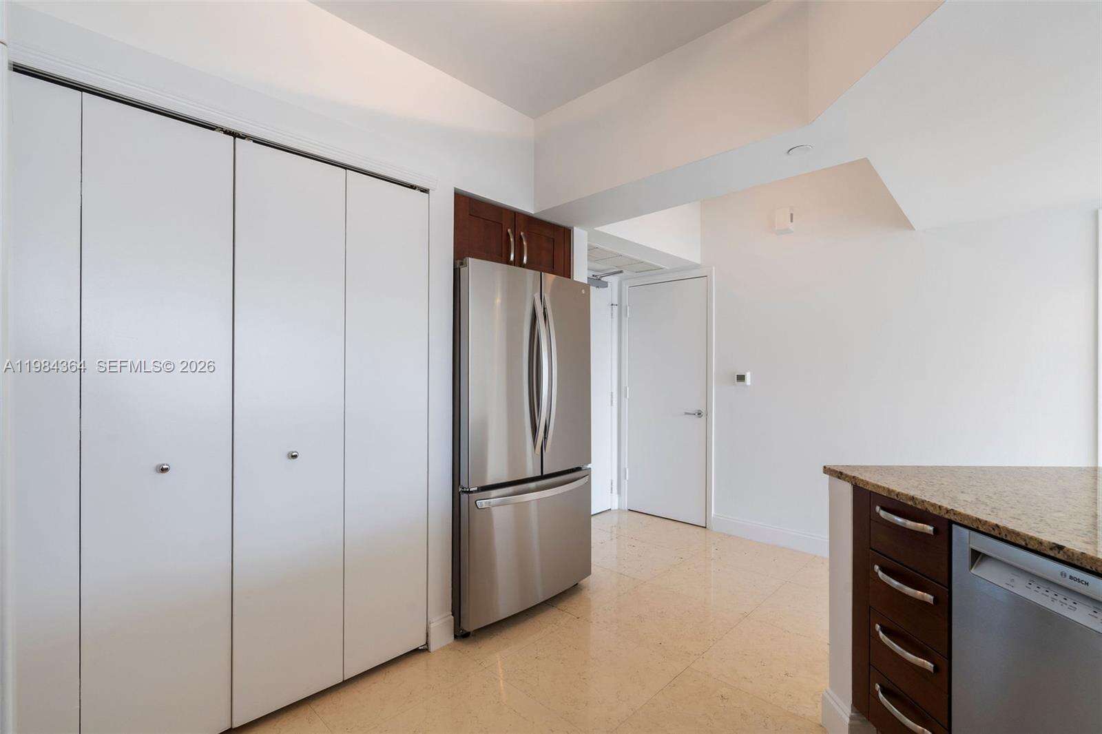 Turnberry Village North at 20000 Country Club Dr, Aventura, FL 33180 - For Sale photo 9