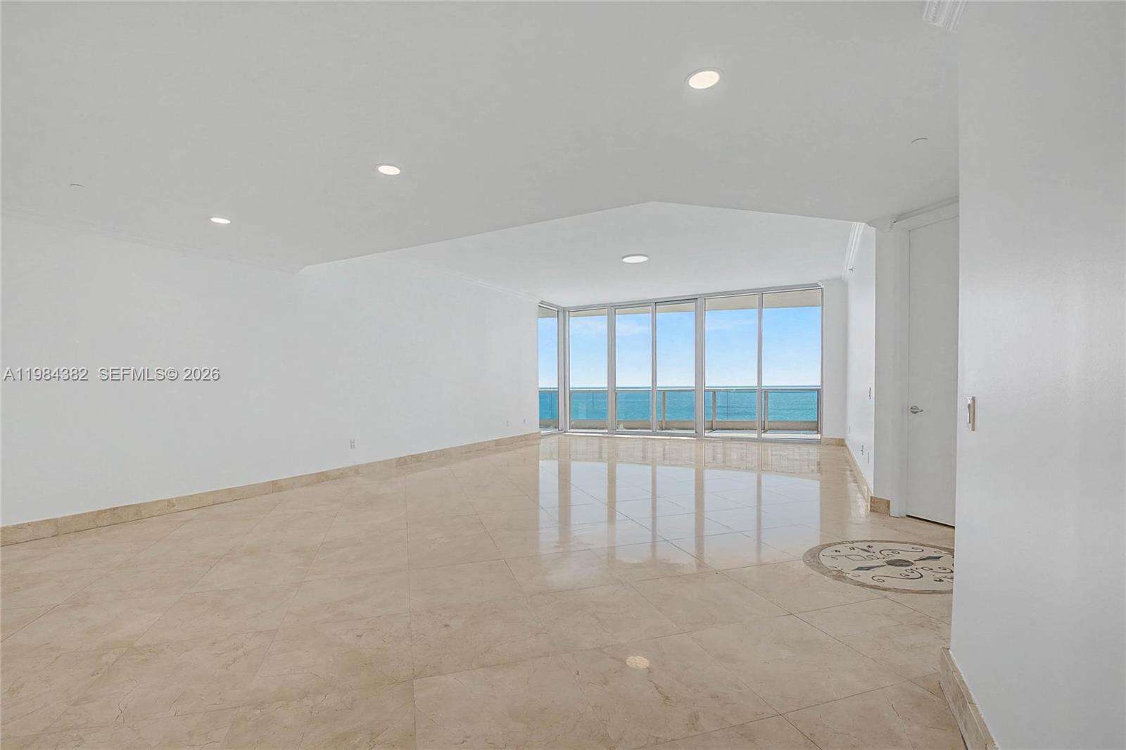 THE RESIDENCES AT THE BATH CLUB - 5959 Collins Ave, Miami Beach, FL 33140 | Picture 13