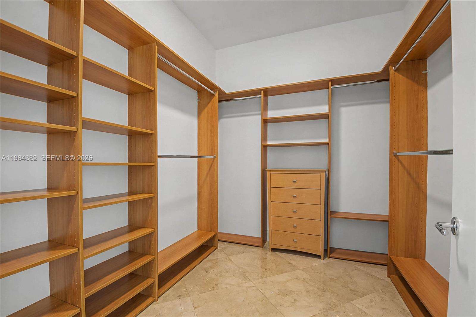 THE RESIDENCES AT THE BATH CLUB - 5959 Collins Ave, Miami Beach, FL 33140 | Picture 29