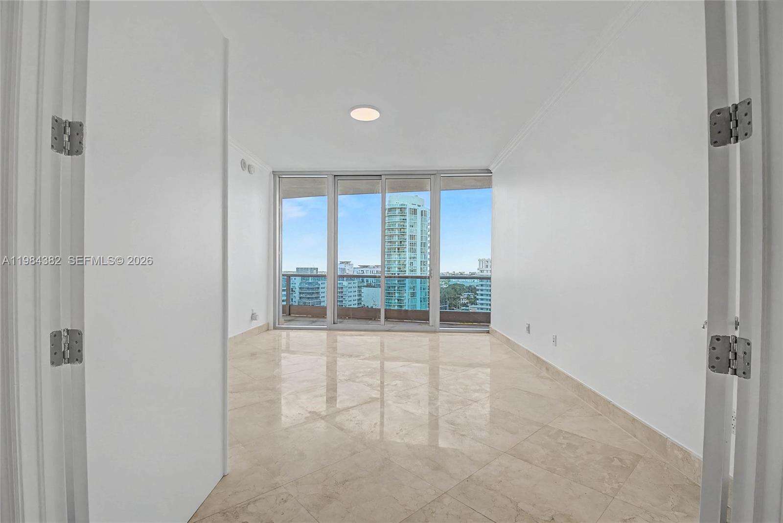 THE RESIDENCES AT THE BATH CLUB - 5959 Collins Ave, Miami Beach, FL 33140 | Picture 31