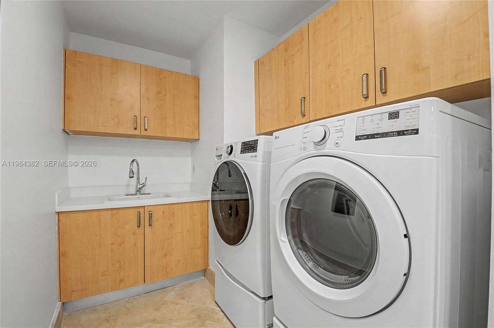 THE RESIDENCES AT THE BATH CLUB - 5959 Collins Ave, Miami Beach, FL 33140 | Picture 40