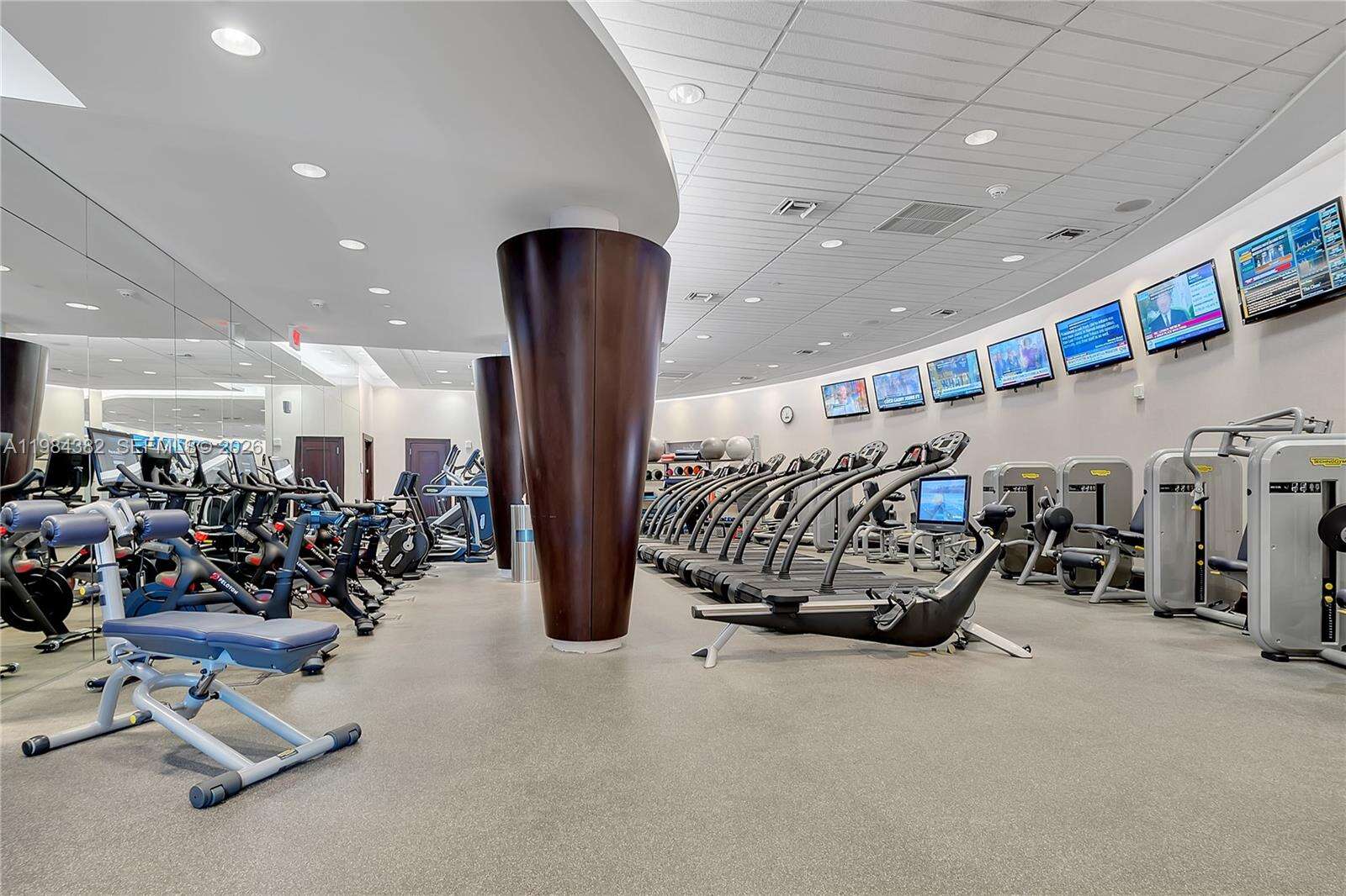 THE RESIDENCES AT THE BATH CLUB - 5959 Collins Ave, Miami Beach, FL 33140 | Picture 44