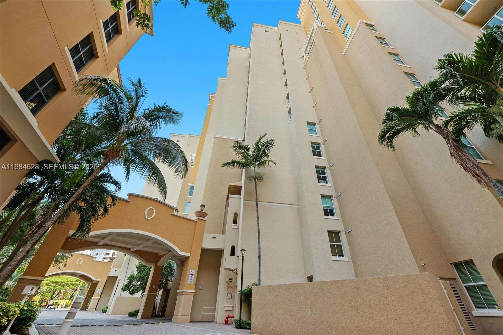 Aventura Marina One at 3340 190 St, Aventura, FL 33180 - For Sale photo 2