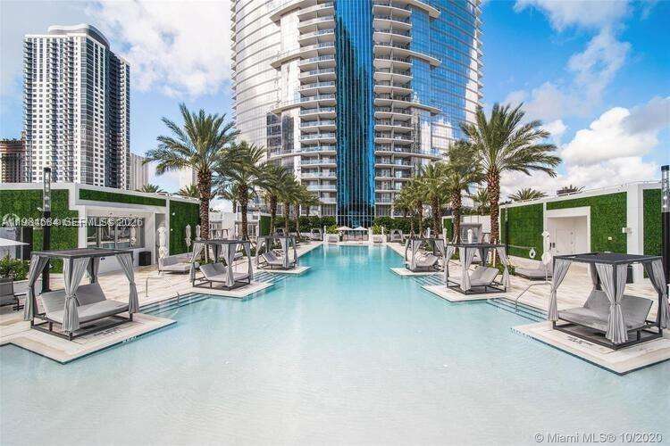 PARAMOUNT MIAMI WORLDCENTER - 851 1 Ave, Miami, FL 33132 | Picture 24