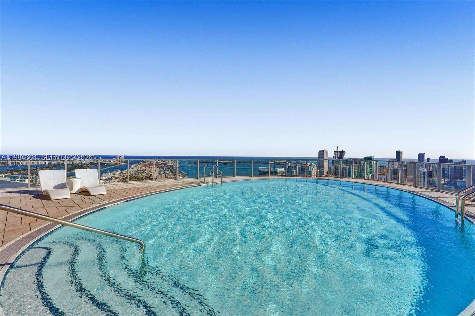 PARAMOUNT MIAMI WORLDCENTER - 851 1 Ave, Miami, FL 33132 | Picture 29