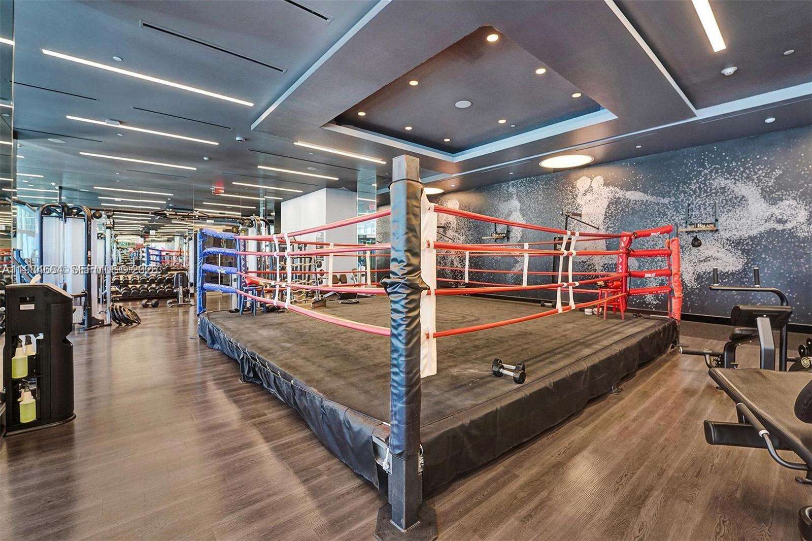 PARAMOUNT MIAMI WORLDCENTER - 851 1 Ave, Miami, FL 33132 | Picture 37