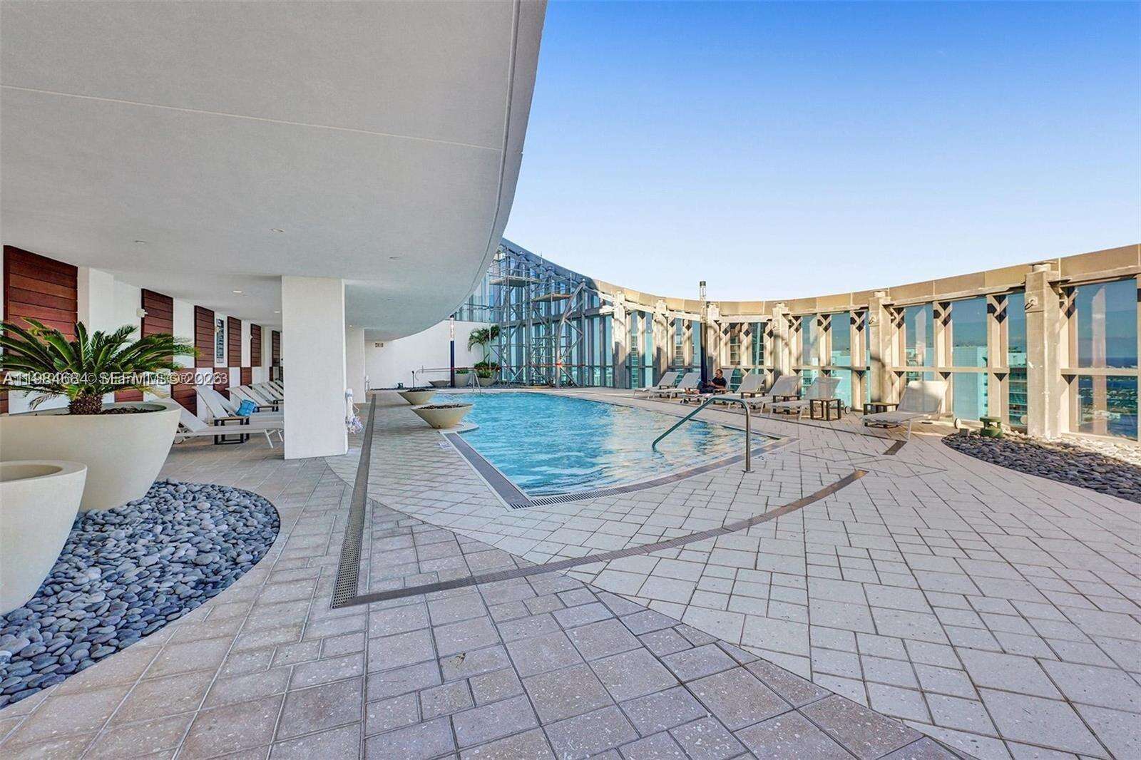 PARAMOUNT MIAMI WORLDCENTER - 851 1 Ave, Miami, FL 33132 | Picture 49