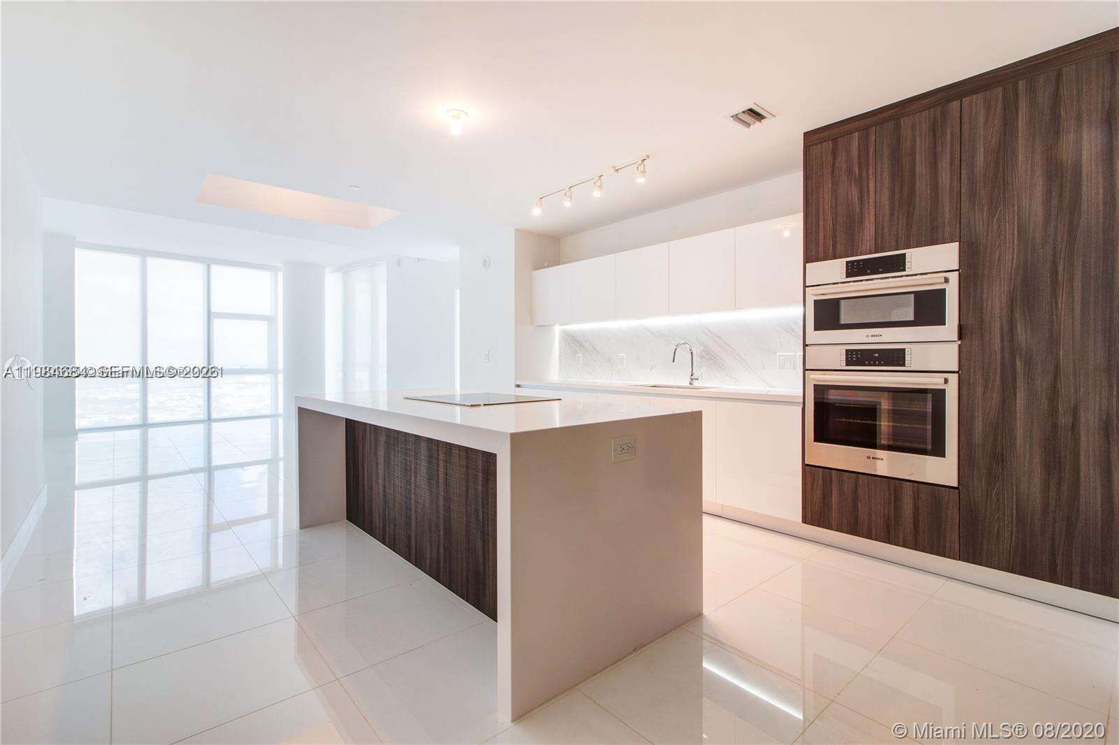 PARAMOUNT MIAMI WORLDCENTER - 851 1 Ave, Miami, FL 33132 | Picture 8