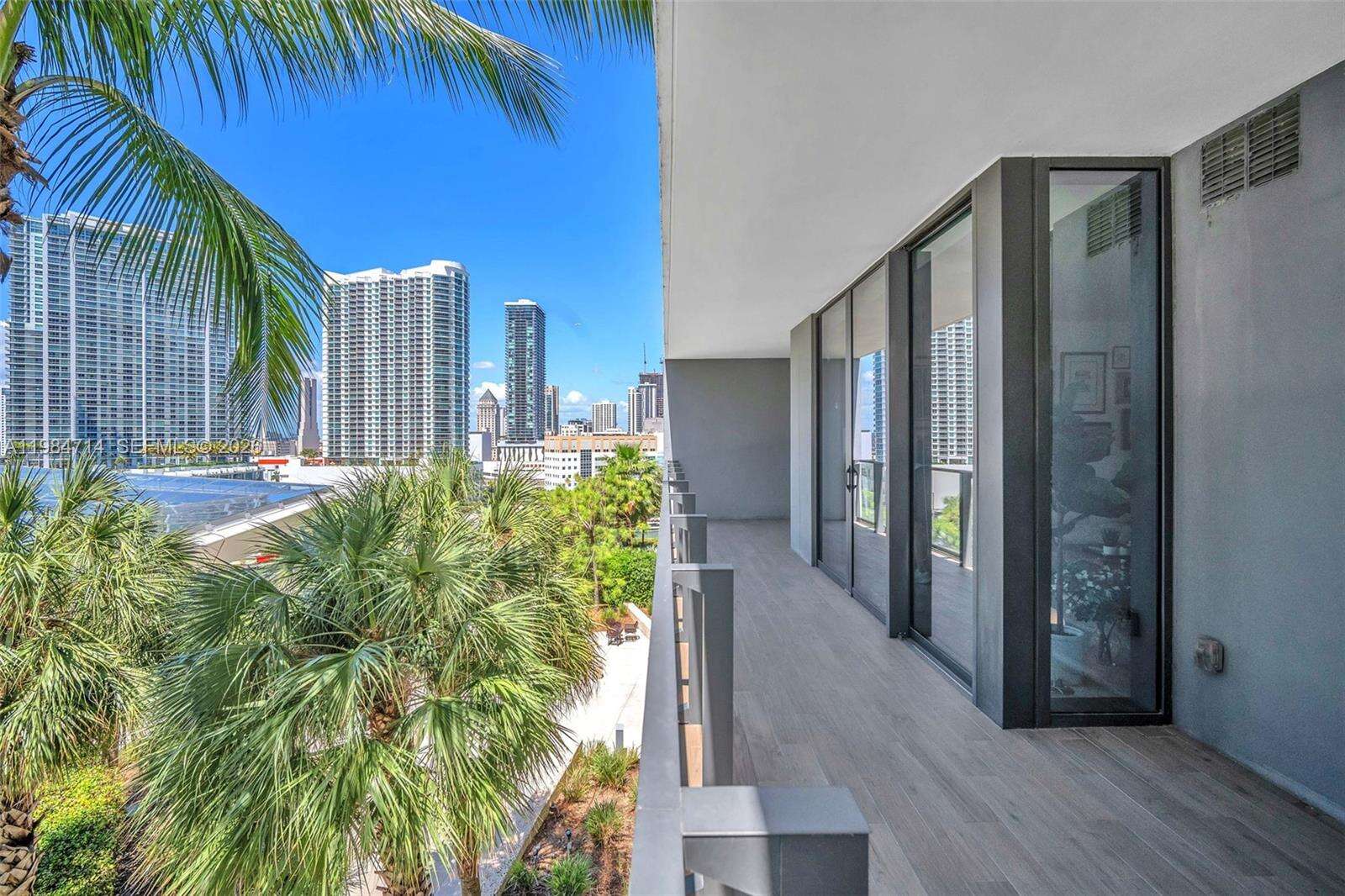 Reach Brickell at 68 6 St, Miami, FL 33131 - For Sale photo 15