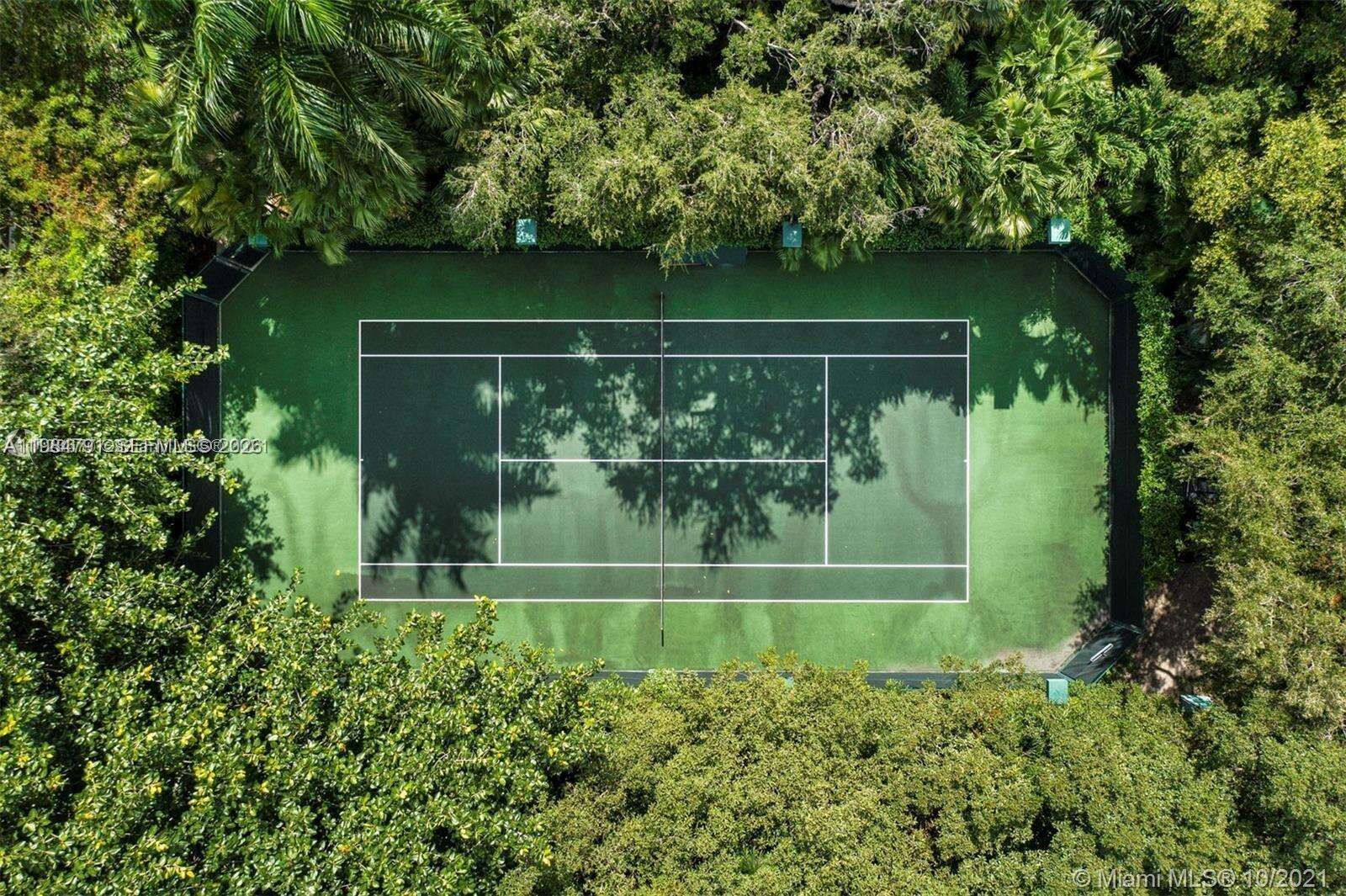 GROVENOR HOUSE - 2627 Bayshore Dr, Miami, FL 33133 | Picture 29