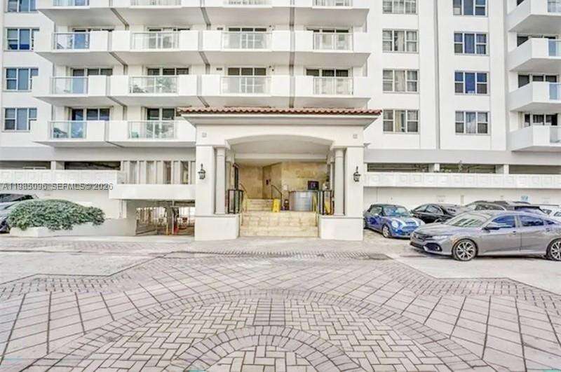 Carlisle On The Ocean at 9195 Collins Ave, Surfside, FL 33154 - For Sale photo 15