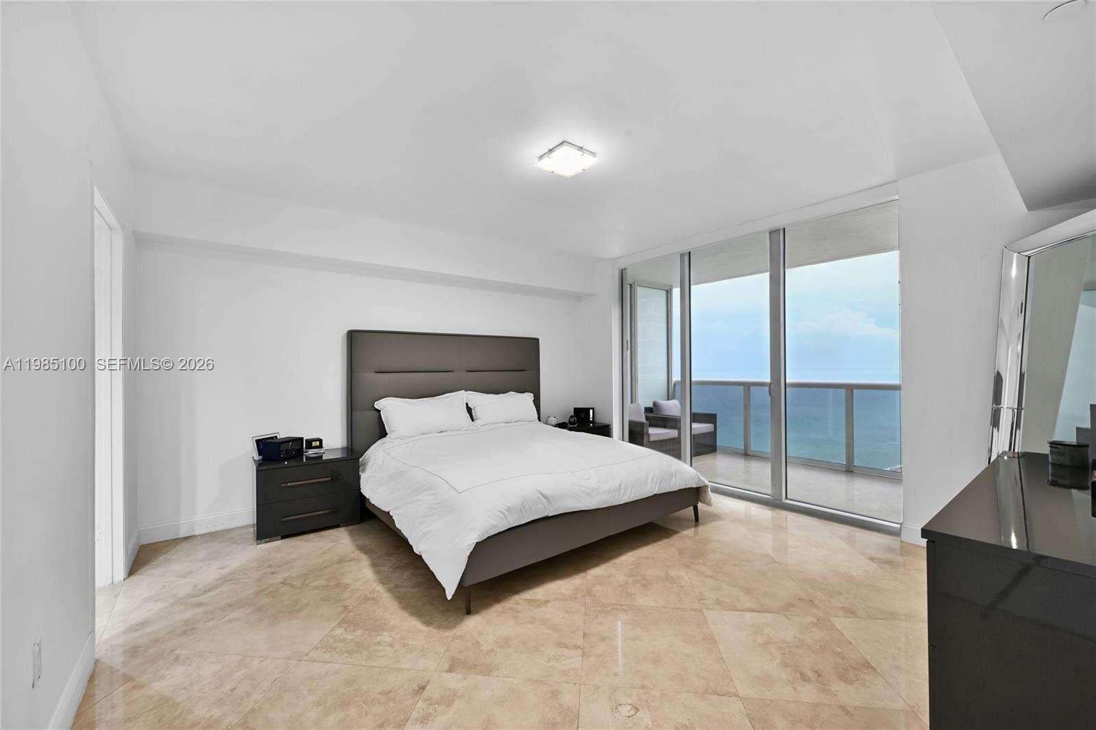 The Beach Club Two at 1830 Ocean Dr, Hallandale Beach, FL 33009 - For Sale photo 17
