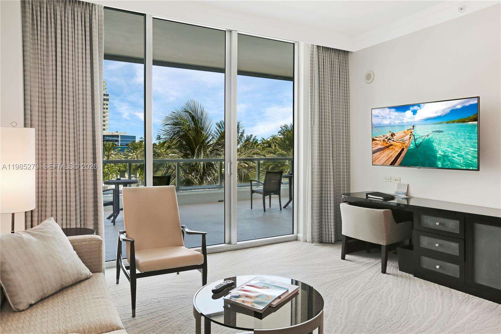 FONTAINEBLEAU III OCEAN CLUB - 4391 Collins Ave, Miami Beach, FL 33140 | Picture 7