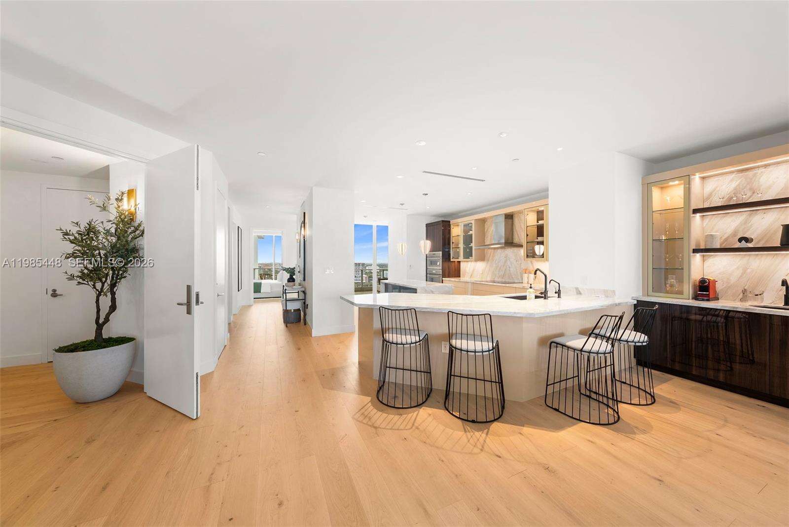Grovenor House at 2627 Bayshore Dr, Miami, FL 33133 - For Sale photo 11