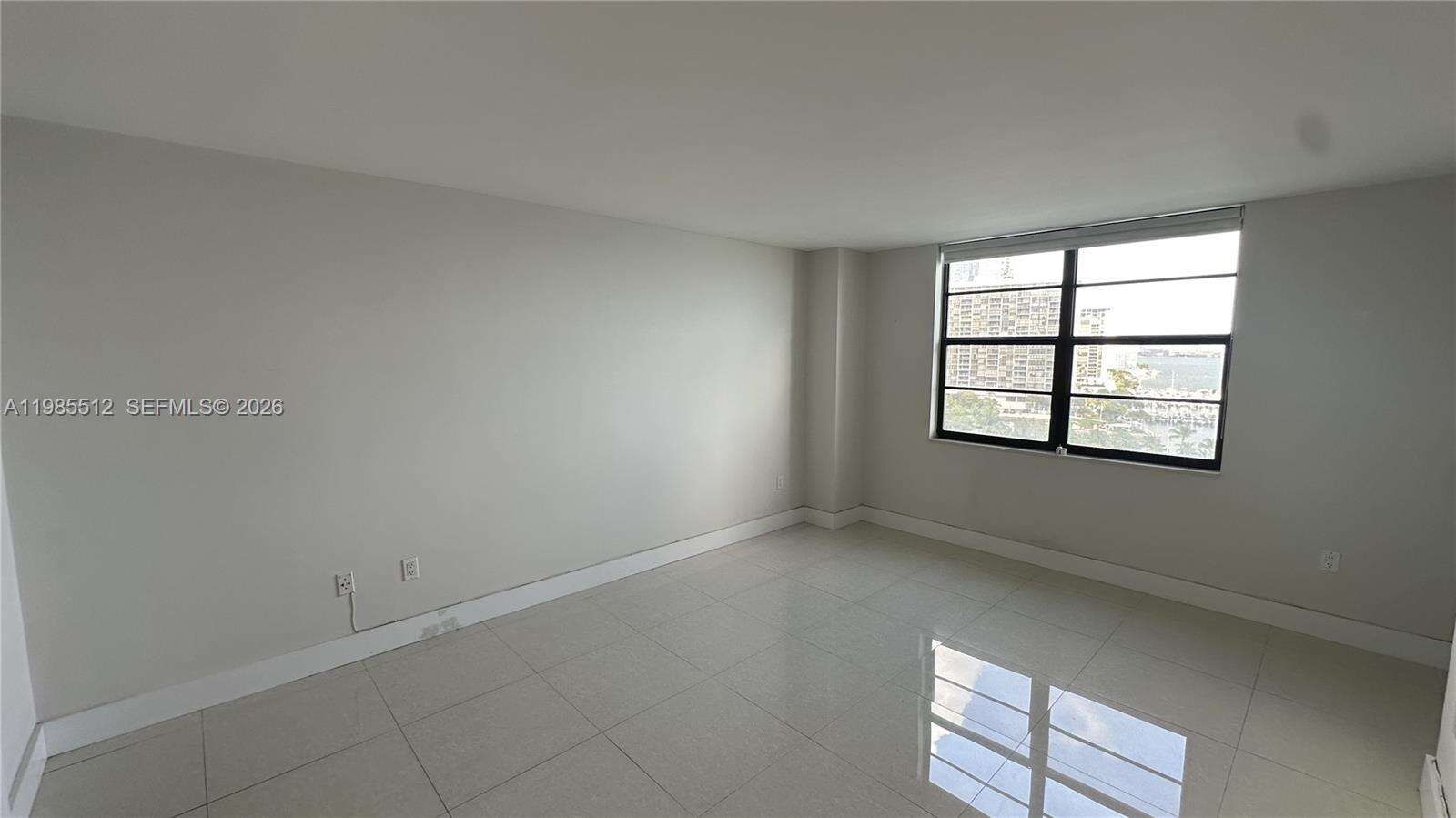 Brickell Bay Club at 2333 Brickell Ave, Miami, FL 33129 - For Sale photo 19
