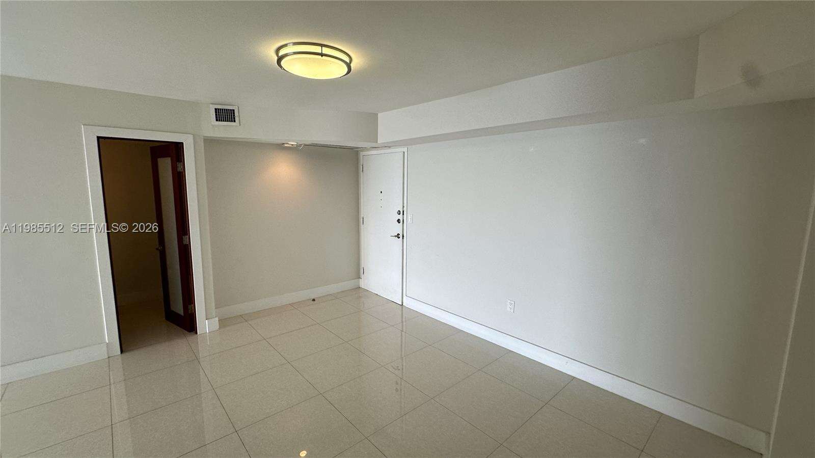 Brickell Bay Club at 2333 Brickell Ave, Miami, FL 33129 - For Sale photo 3