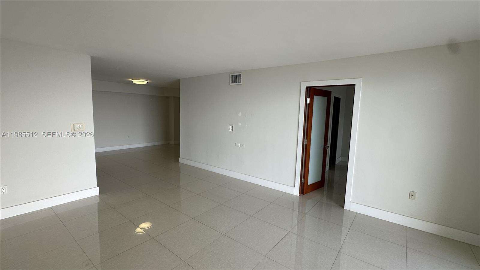 Brickell Bay Club at 2333 Brickell Ave, Miami, FL 33129 - For Sale photo 5