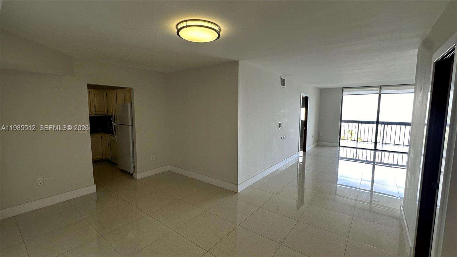 Brickell Bay Club at 2333 Brickell Ave, Miami, FL 33129 - For Sale photo 7