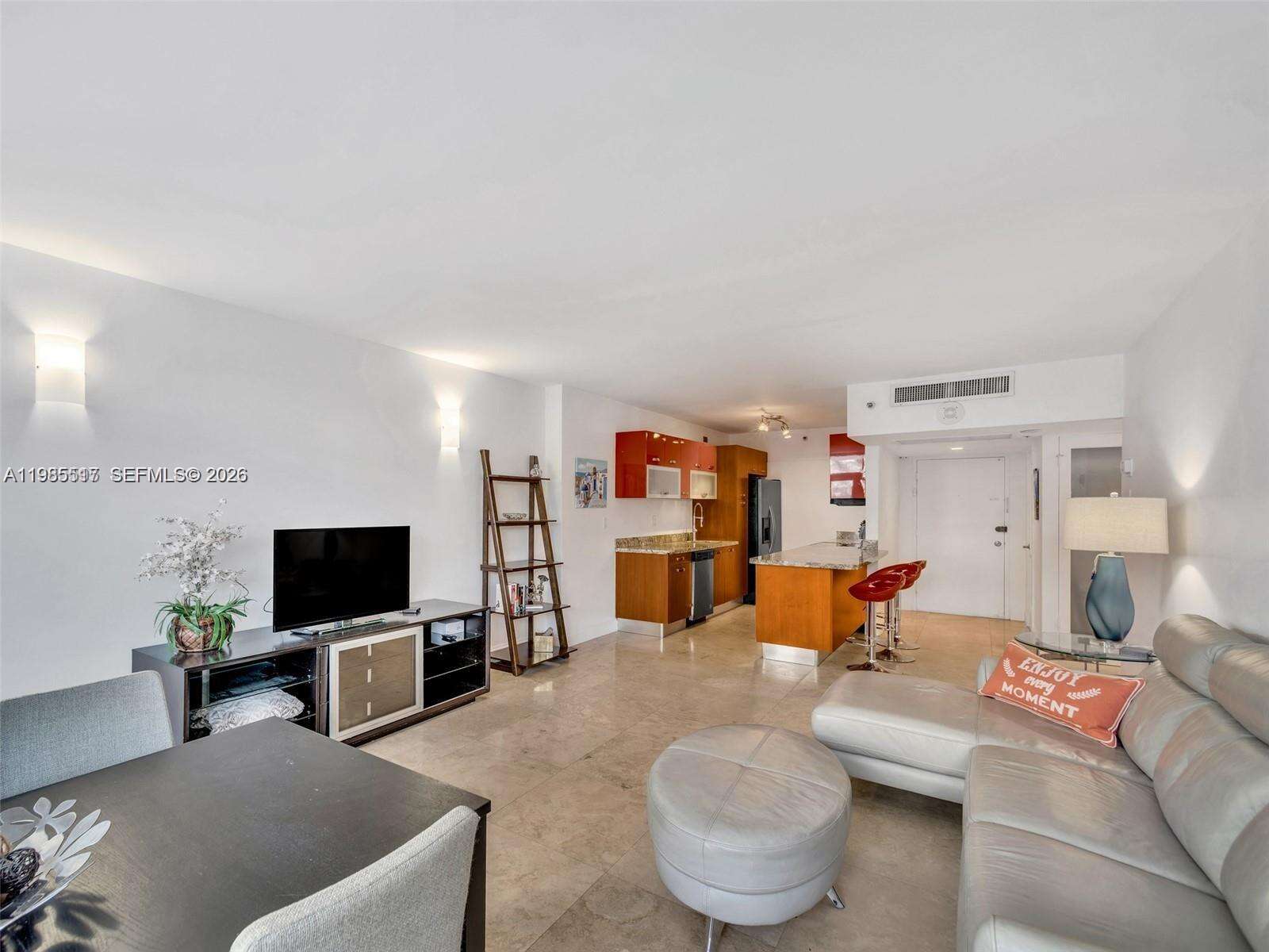 Decoplage at 100 Lincoln Rd, Miami Beach, FL 33139 - For Sale photo 2