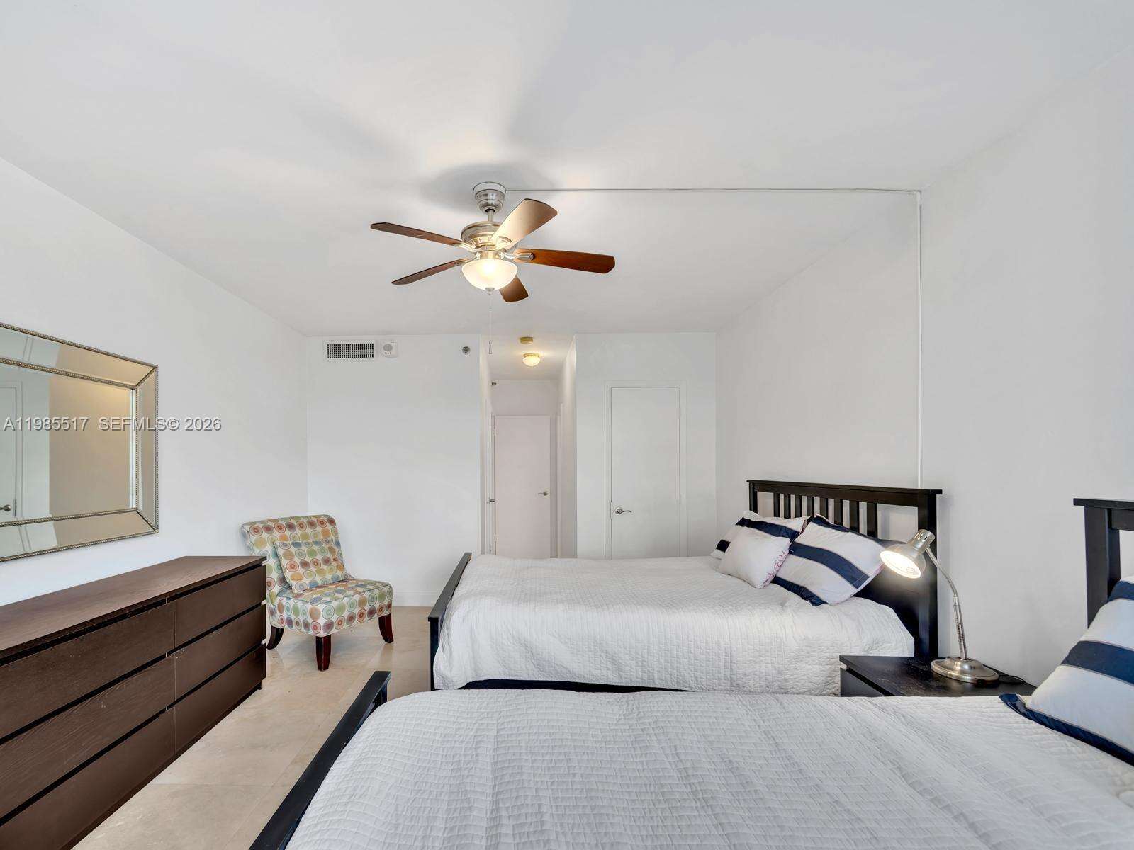 Decoplage at 100 Lincoln Rd, Miami Beach, FL 33139 - For Sale photo 9