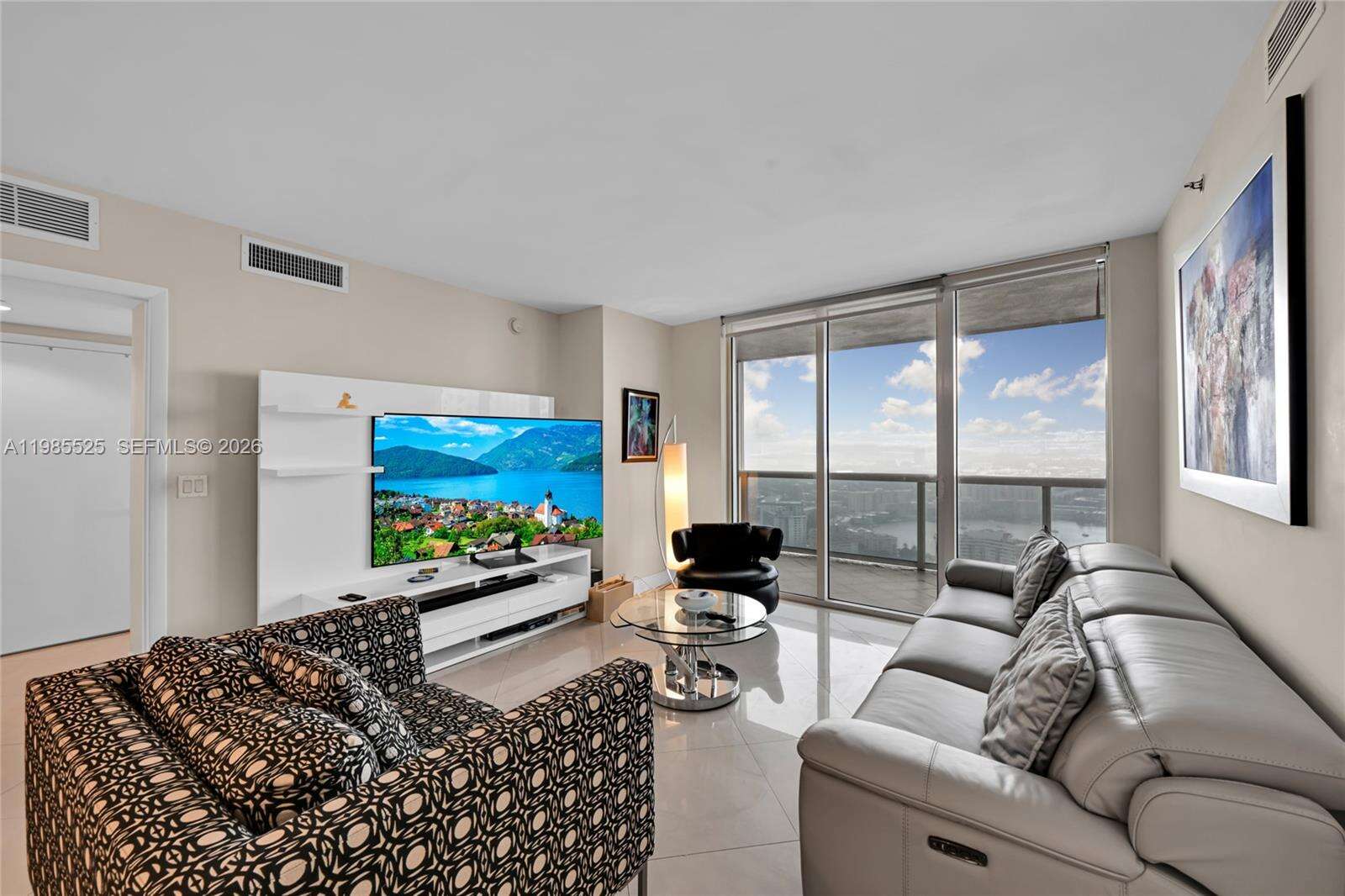 BEACH CLUB THREE - 1800 Ocean Dr, Hallandale Beach, FL 33009 | Picture 13