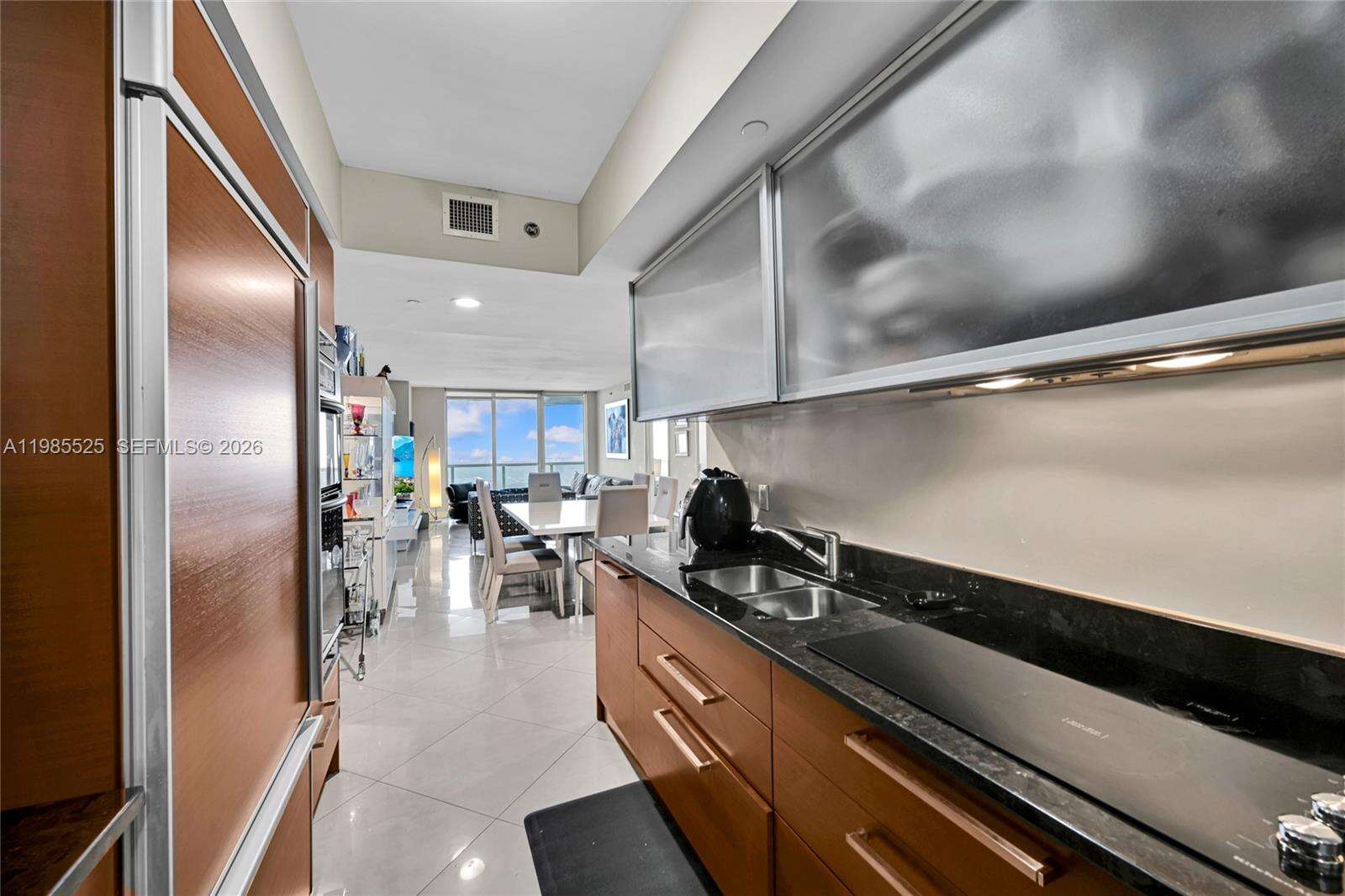 BEACH CLUB THREE - 1800 Ocean Dr, Hallandale Beach, FL 33009 | Picture 20