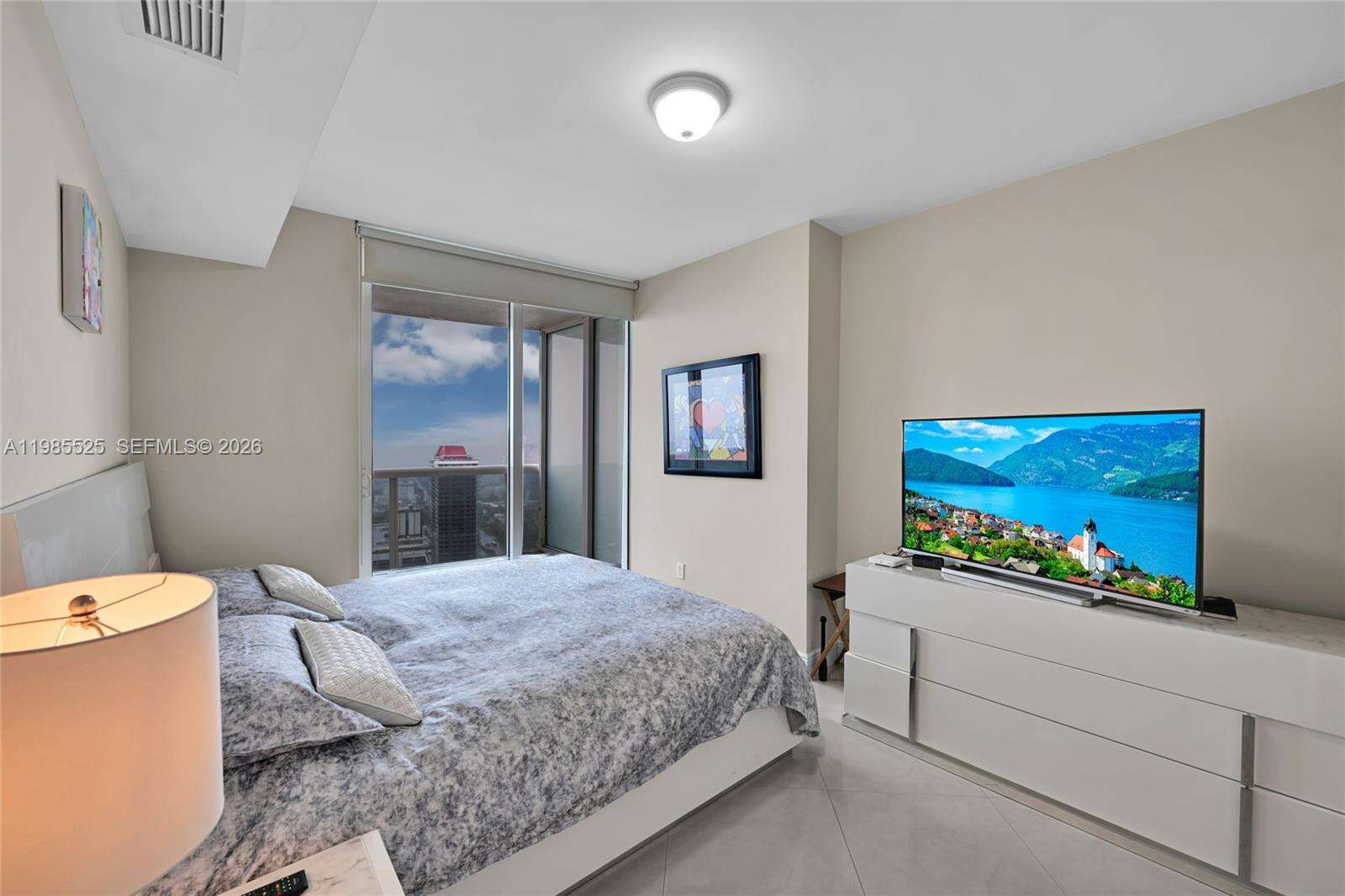 BEACH CLUB THREE - 1800 Ocean Dr, Hallandale Beach, FL 33009 | Picture 24