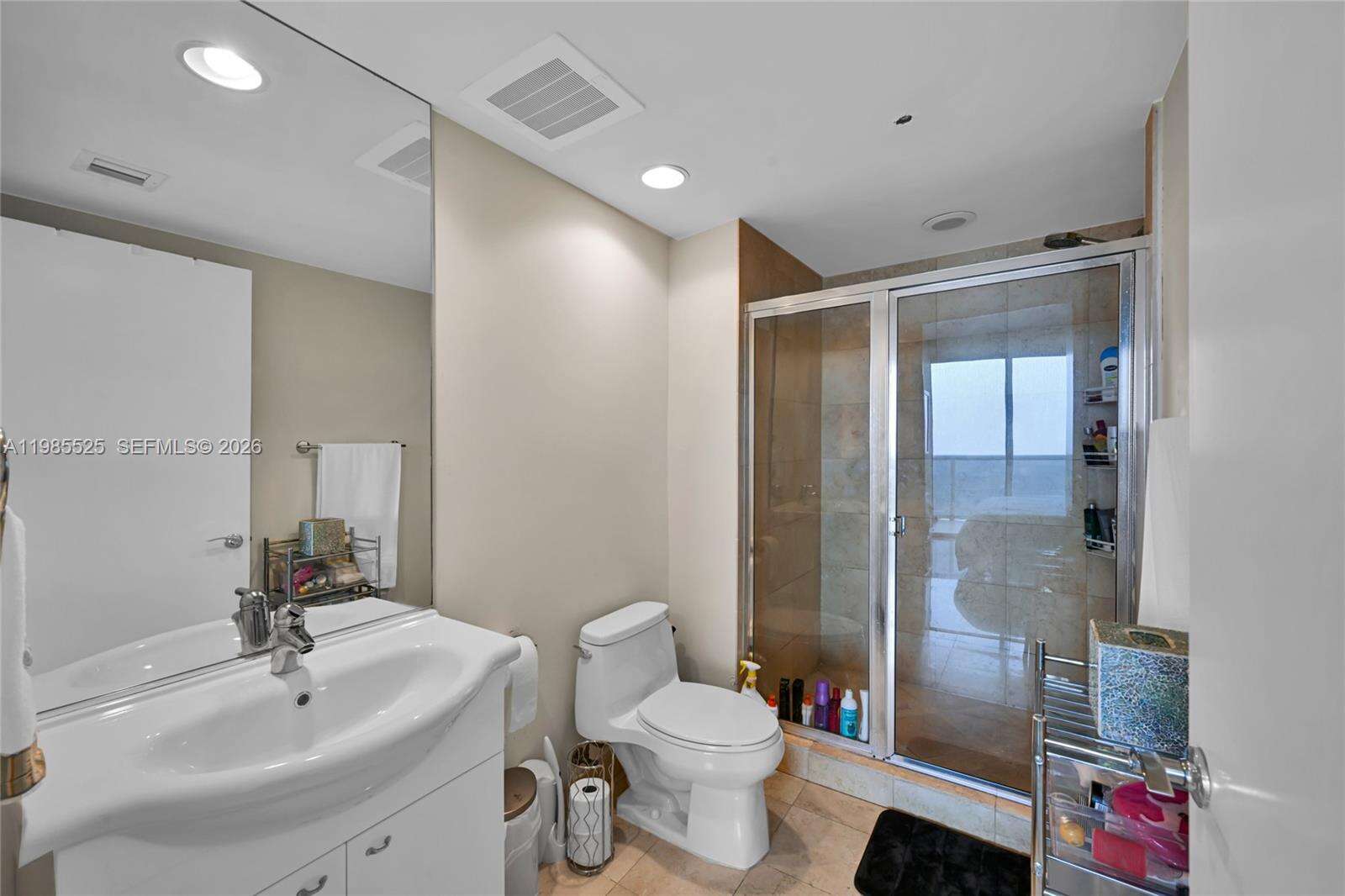 BEACH CLUB THREE - 1800 Ocean Dr, Hallandale Beach, FL 33009 | Picture 26