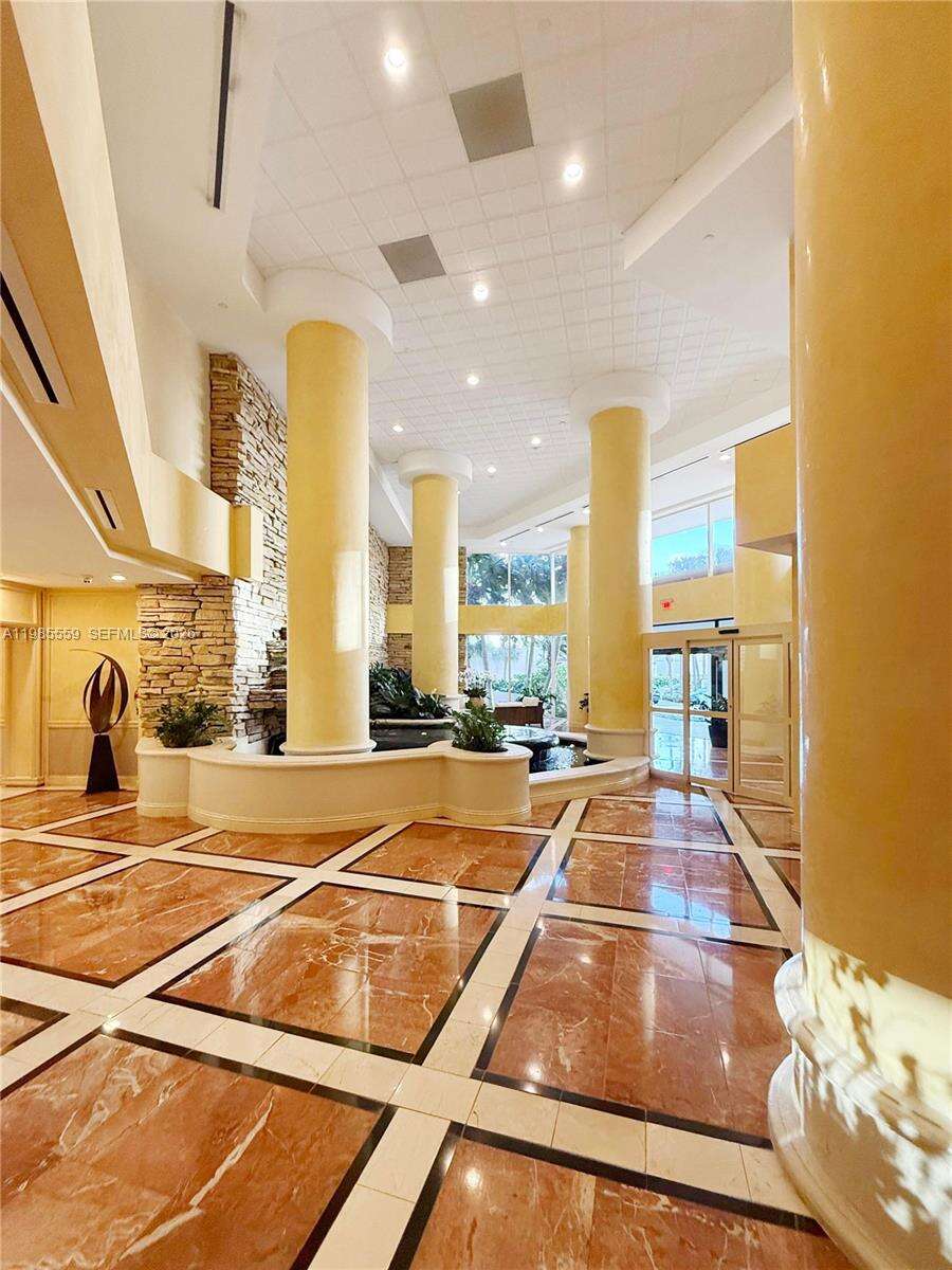 Hamptons West at 20281 Country Club Dr, Aventura, FL 33180 - For Sale photo 22