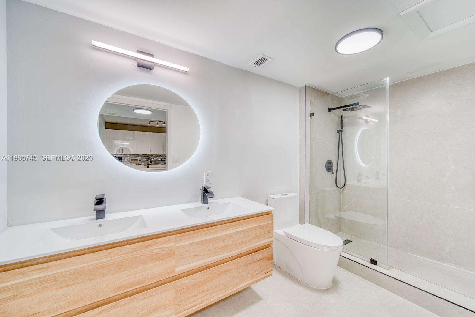 Roney Palace at 2301 Collins Ave, Miami Beach, FL 33139 - For Sale photo 18