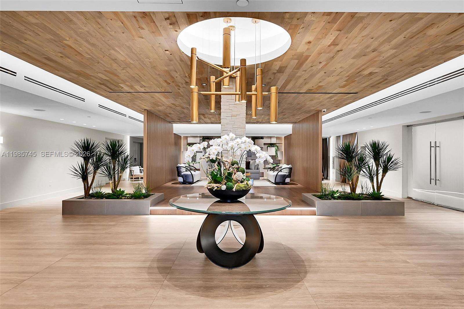 Roney Palace at 2301 Collins Ave, Miami Beach, FL 33139 - For Sale photo 24