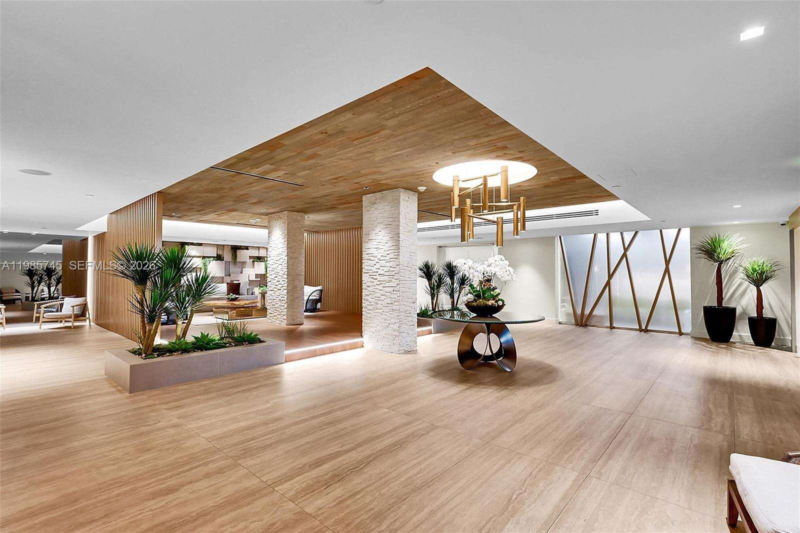 Roney Palace at 2301 Collins Ave, Miami Beach, FL 33139 - For Sale photo 25