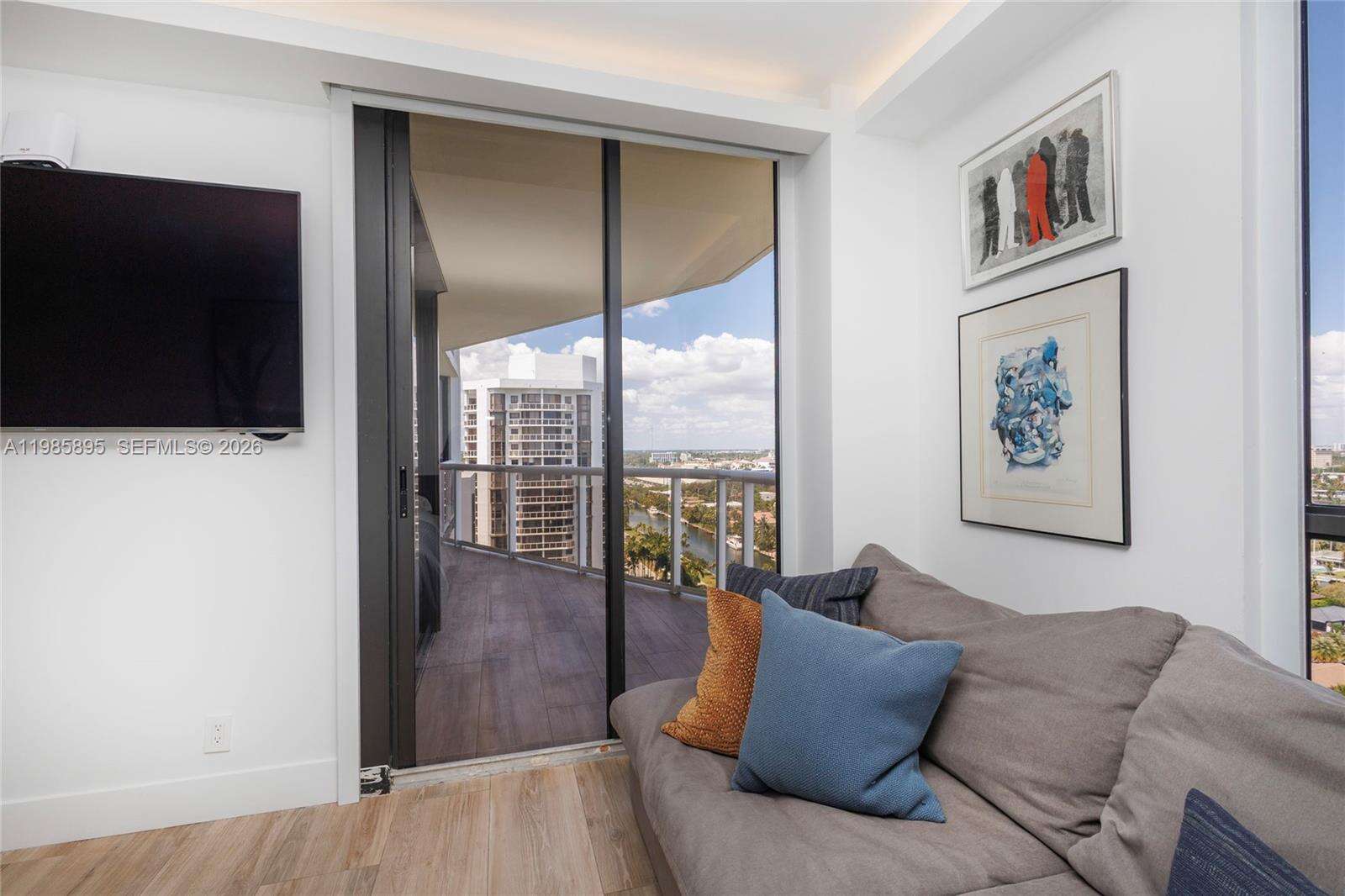 Harborside At The Waterways at 3640 Yacht Club Dr, Aventura, FL 33180 - For Sale photo 12