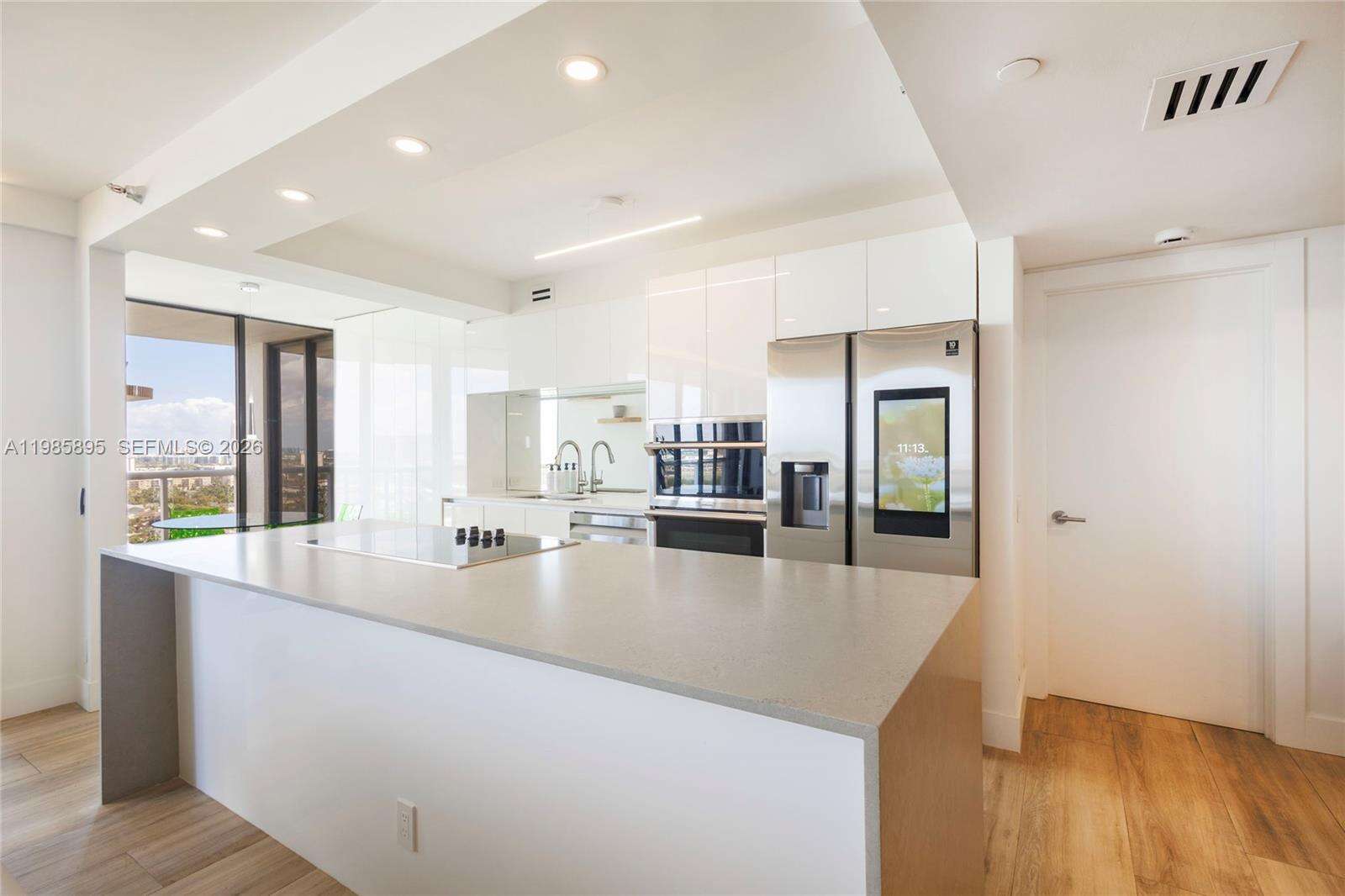 Harborside At The Waterways at 3640 Yacht Club Dr, Aventura, FL 33180 - For Sale photo 3