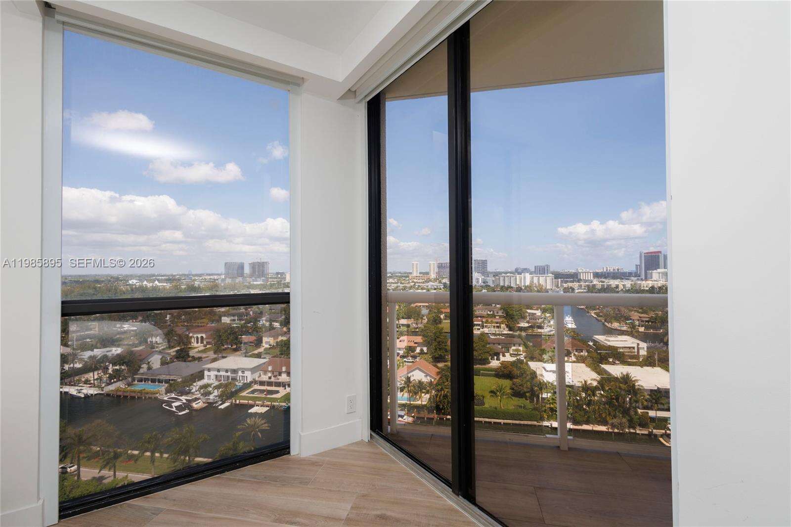 Harborside At The Waterways at 3640 Yacht Club Dr, Aventura, FL 33180 - For Sale photo 22