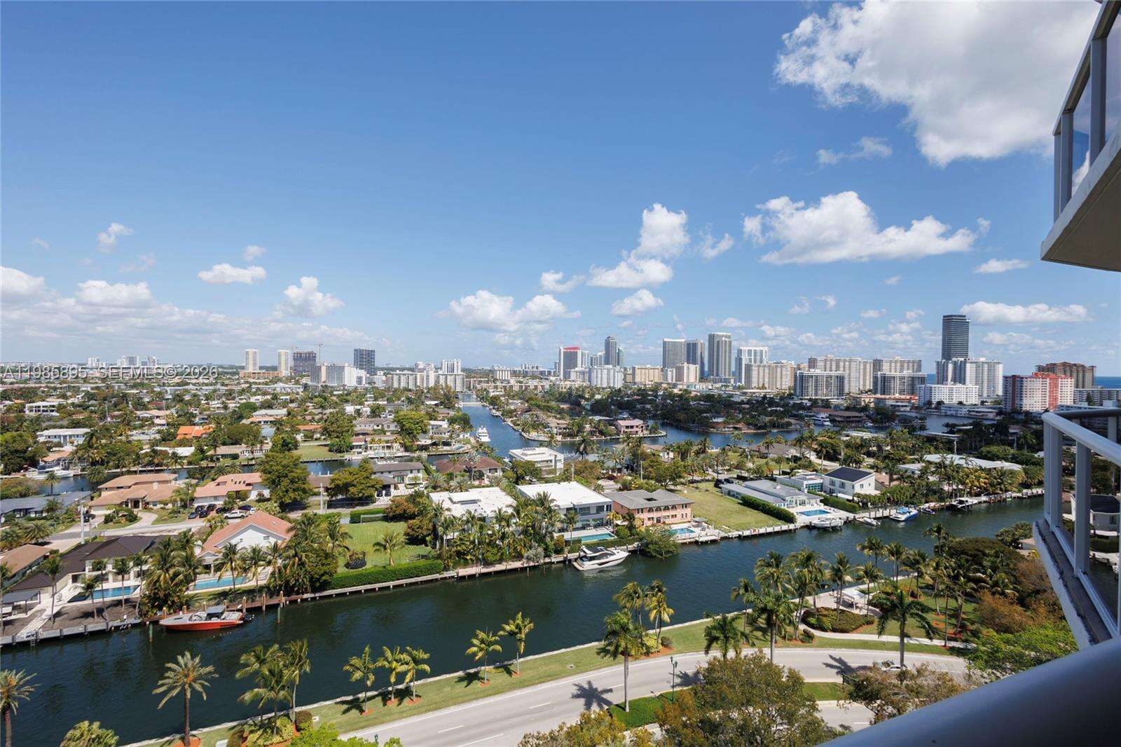 Harborside At The Waterways at 3640 Yacht Club Dr, Aventura, FL 33180 - For Sale photo 26