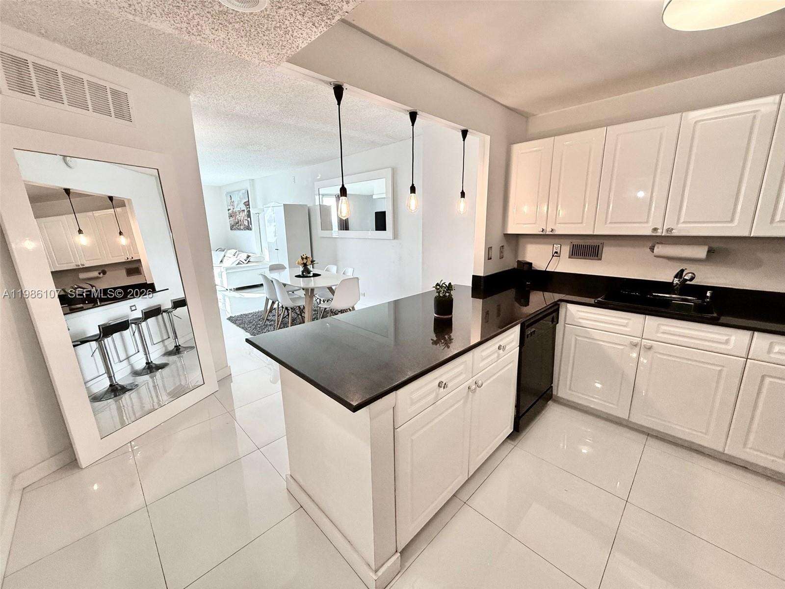 Roney Palace at 2301 Collins Ave, Miami Beach, FL 33139 - For Sale photo 13