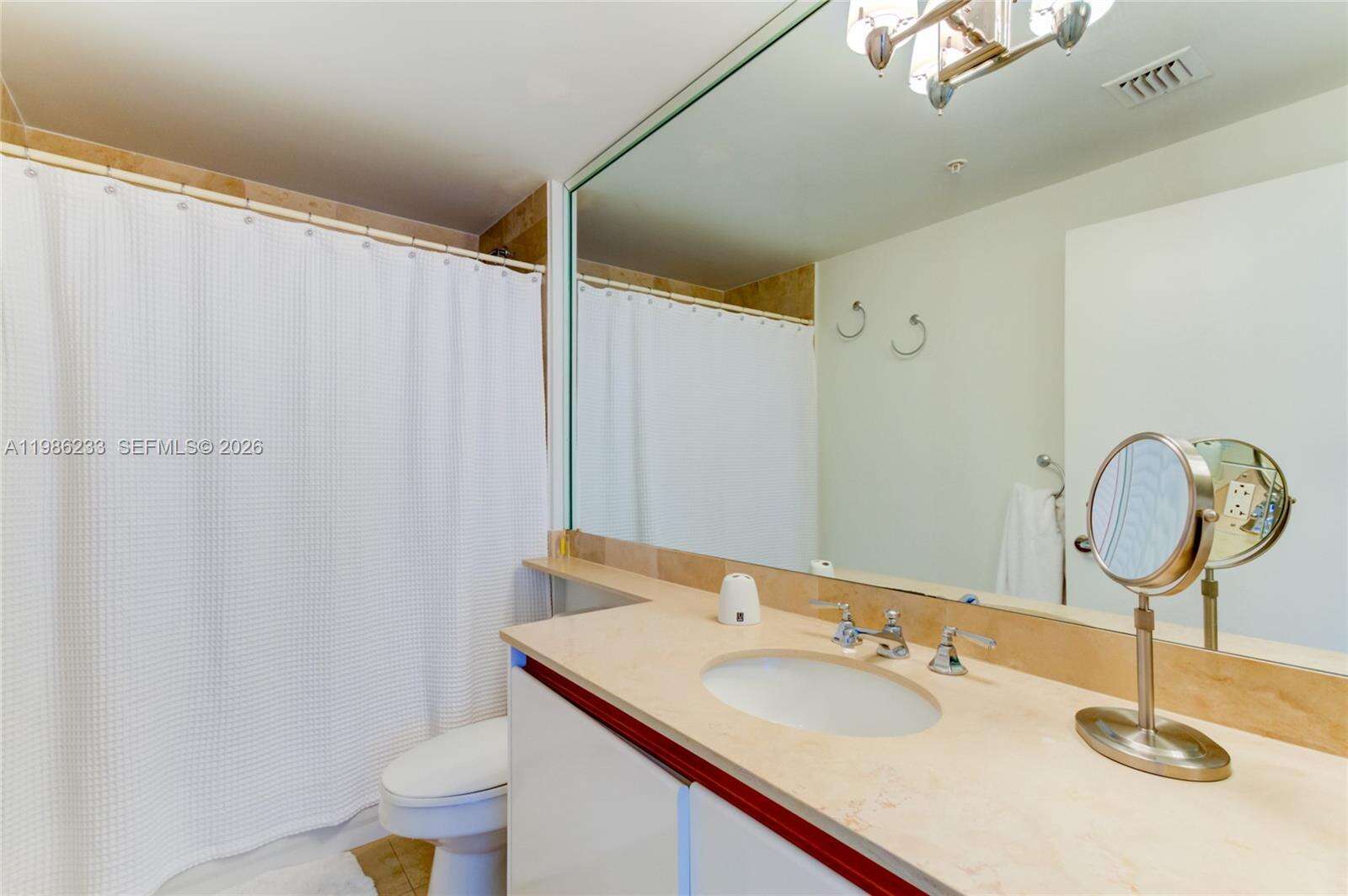 1500 OCEAN DRIVE - 1500 Ocean Dr, Miami Beach, FL 33139 | Picture 135